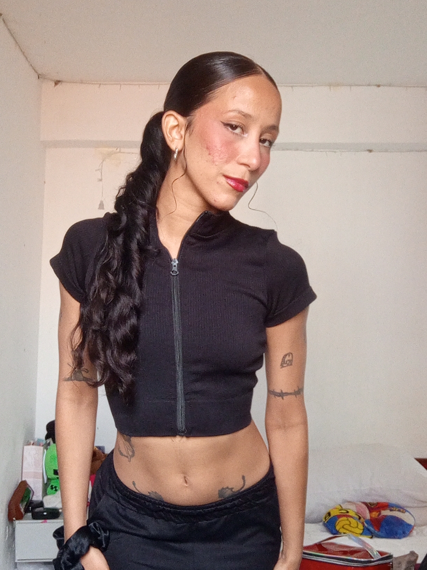 Indoor photo session in Porlamar, Venezuela, June 2026