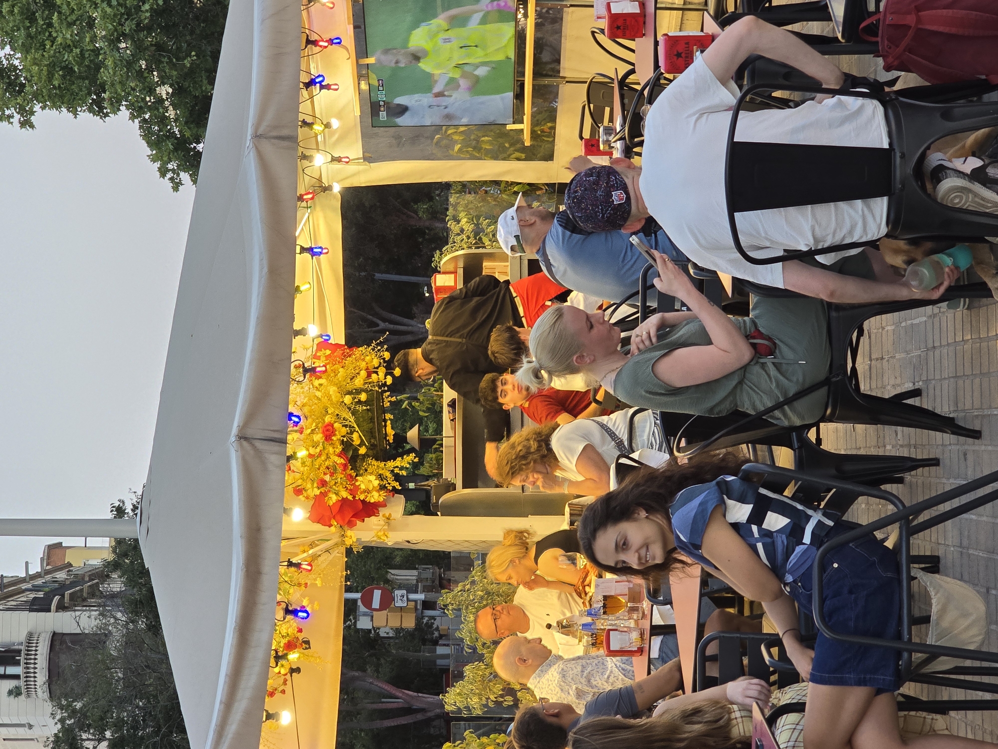Evening café and gelato crawl through Barcelona