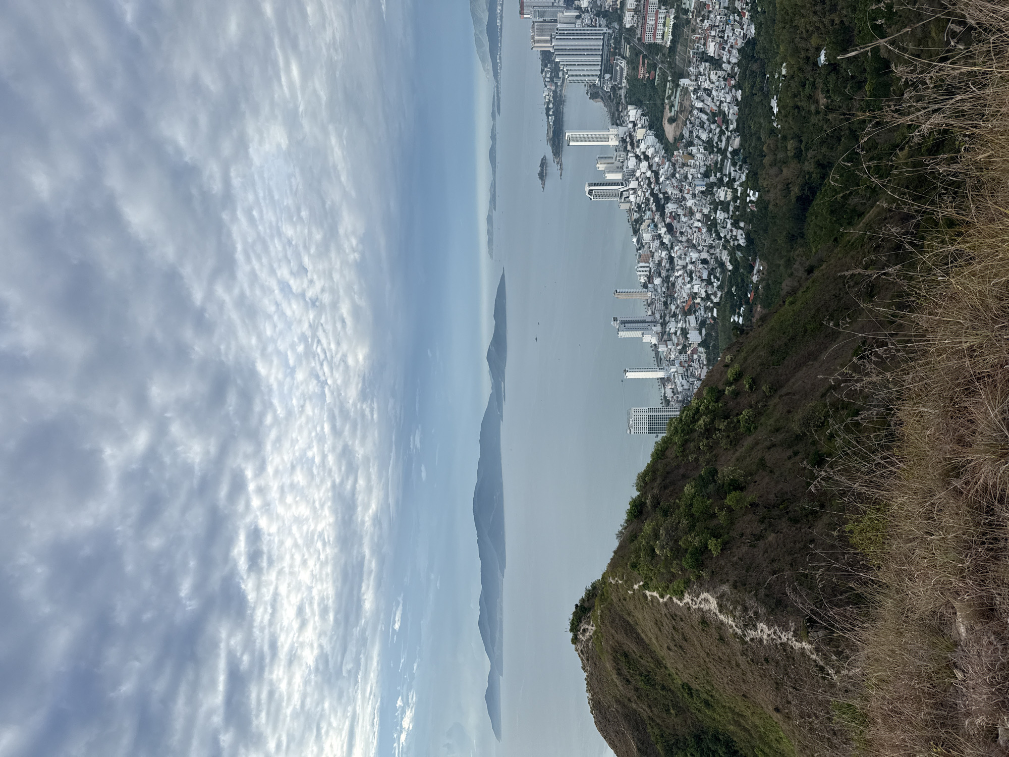 Evening hillside photography session captures Nha Trang coastal views