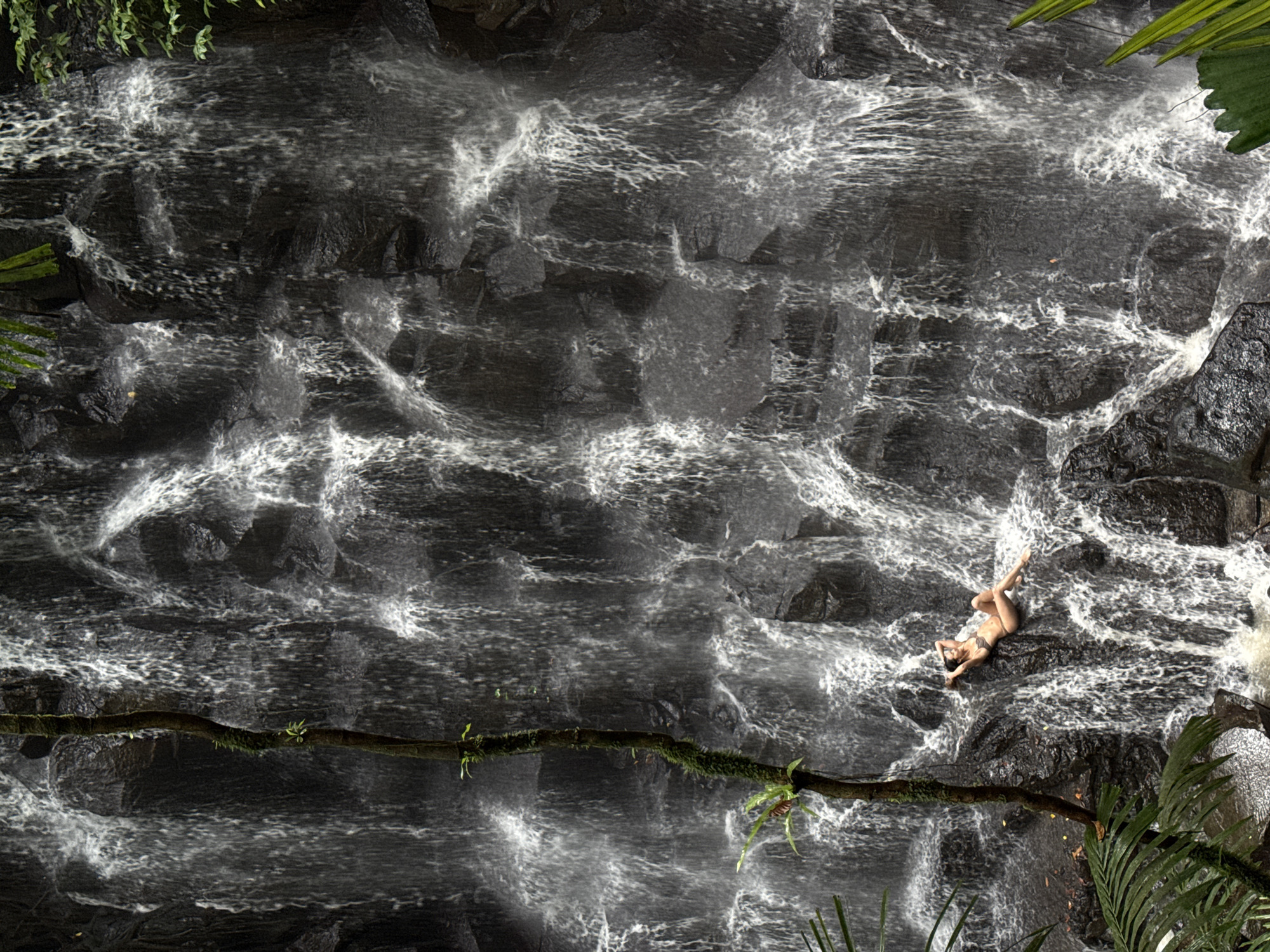 Couples enjoy intimate waterfall experience in Gianyar jungle setting
