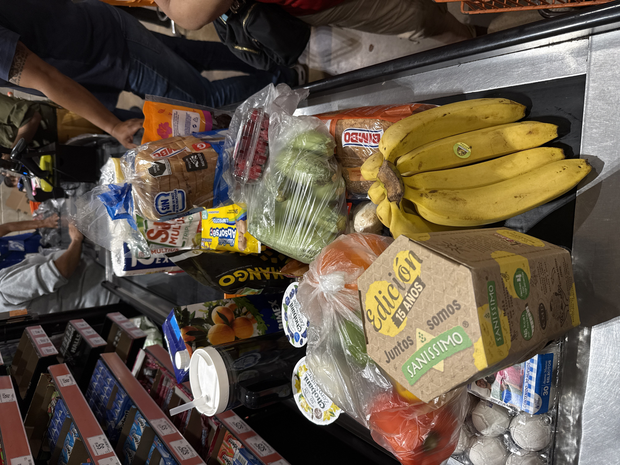 Grocery checkout line documented in Veracruz City, Mexico