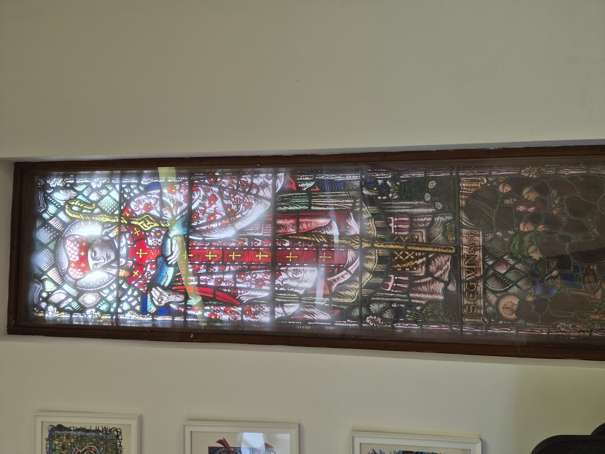 Medieval stained glass window observed in Worcester