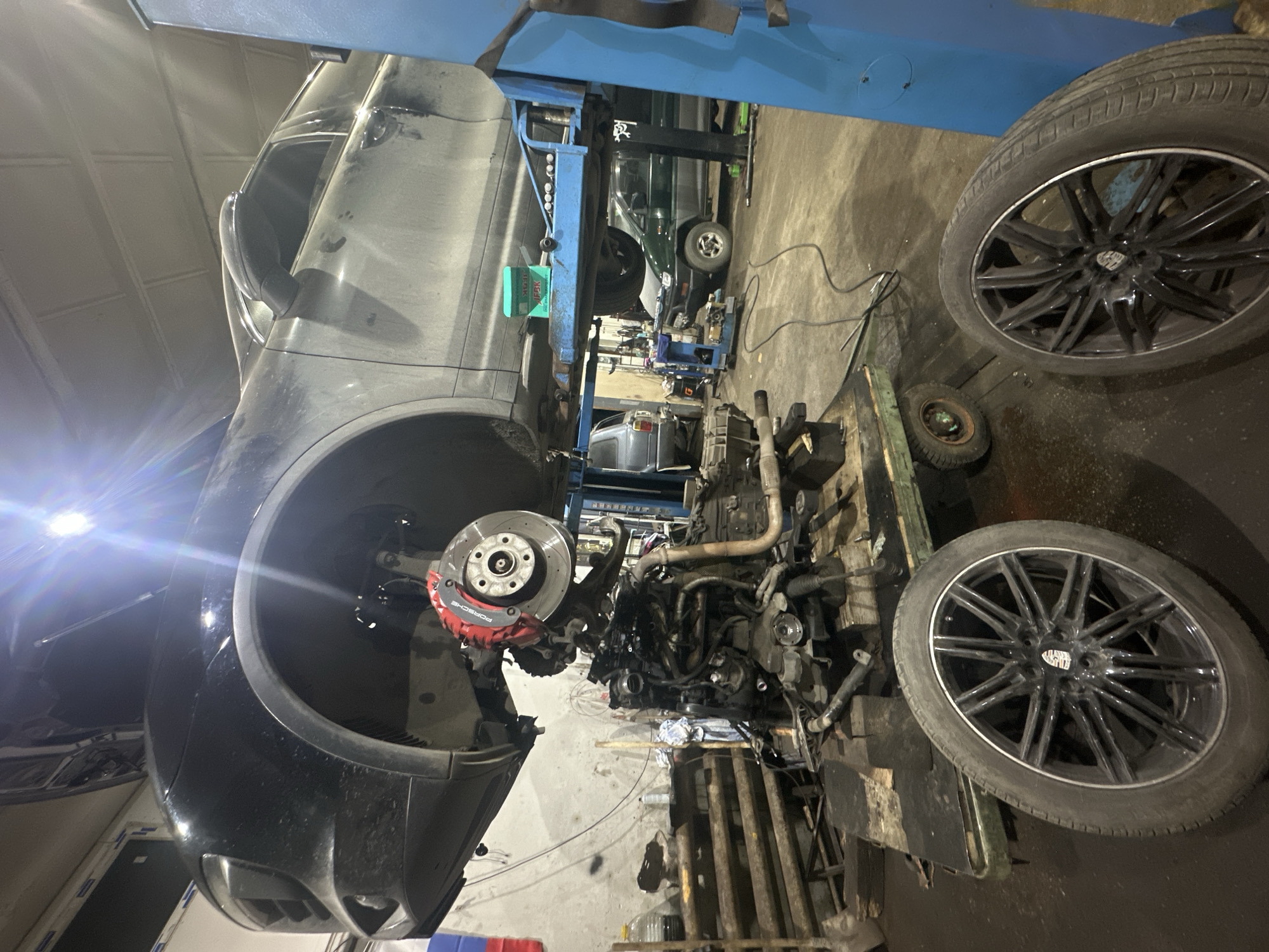 Porsche Cayenne undergoes major engine work at repair shop