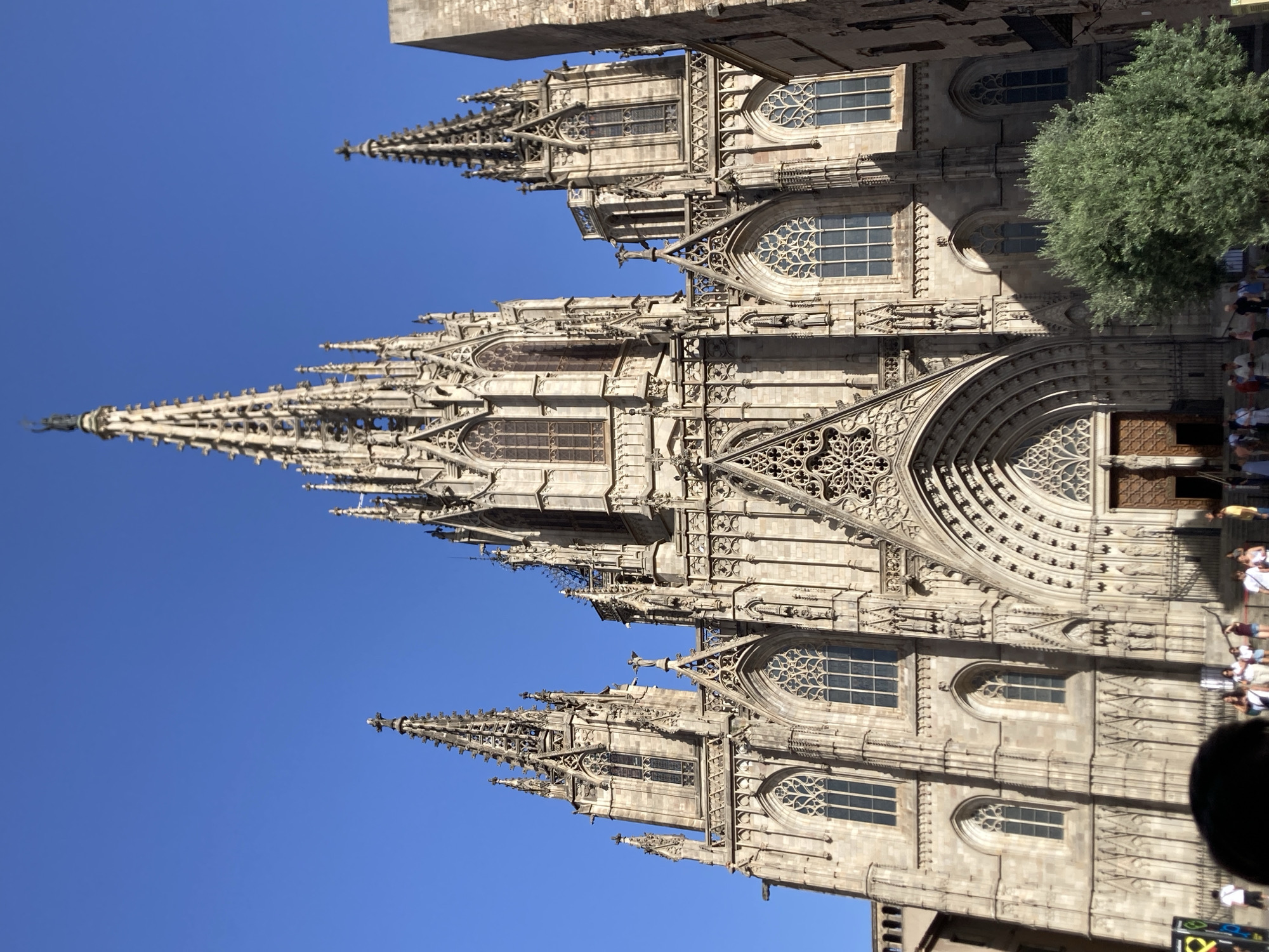 Gothic Quarter afternoon: cathedral, cobblestone streets, and plaza performers