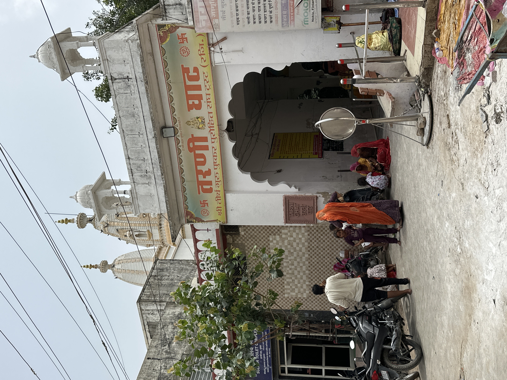 Pushkar bazaar in motion — cows, markets, and temple streets