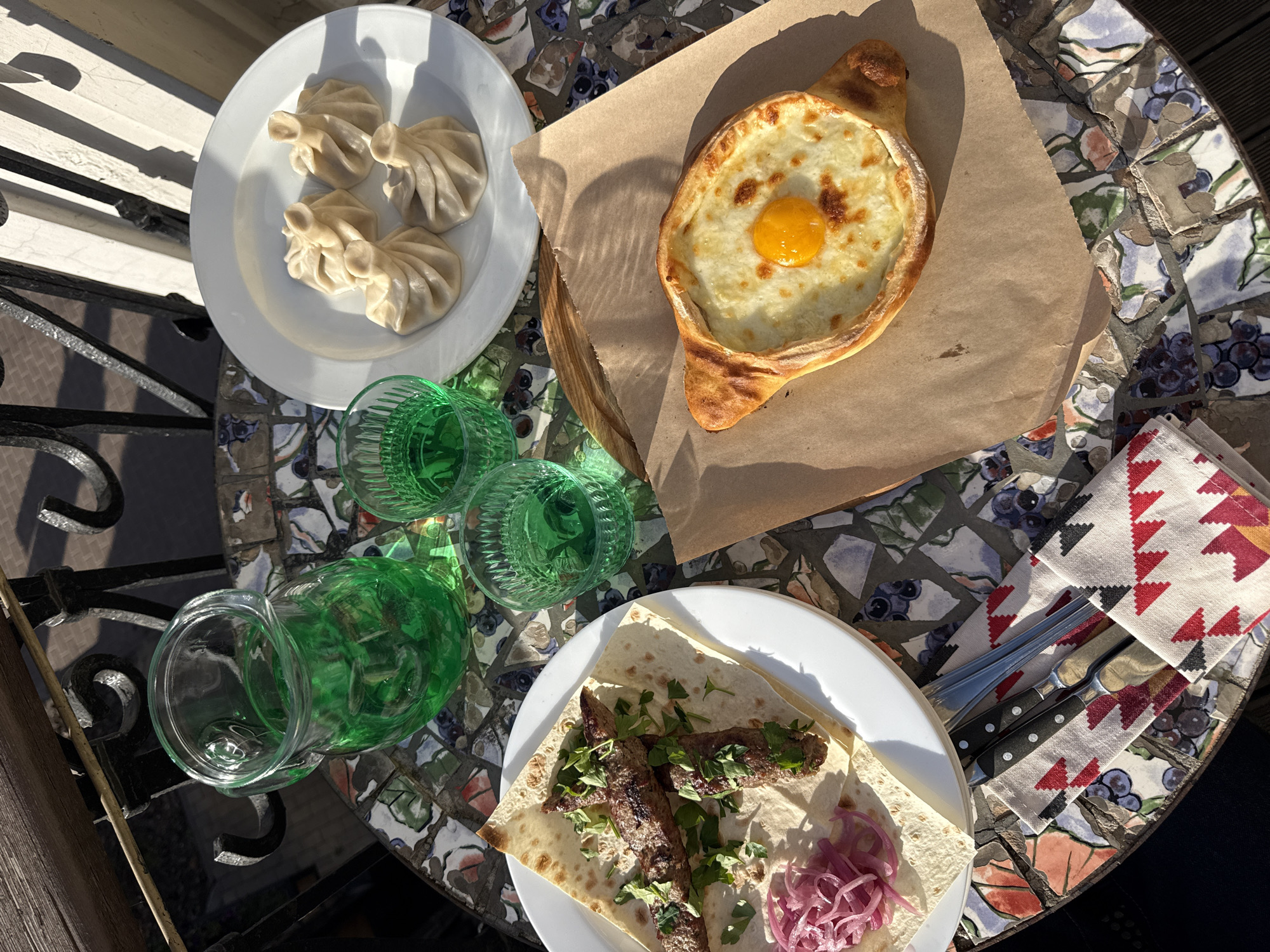 Outdoor dining captured at Georgian restaurant in Kyiv