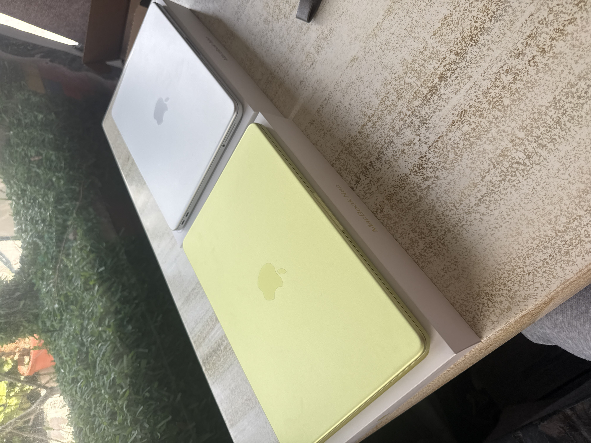 New MacBook Air laptops spotted in packaging in Bulgaria