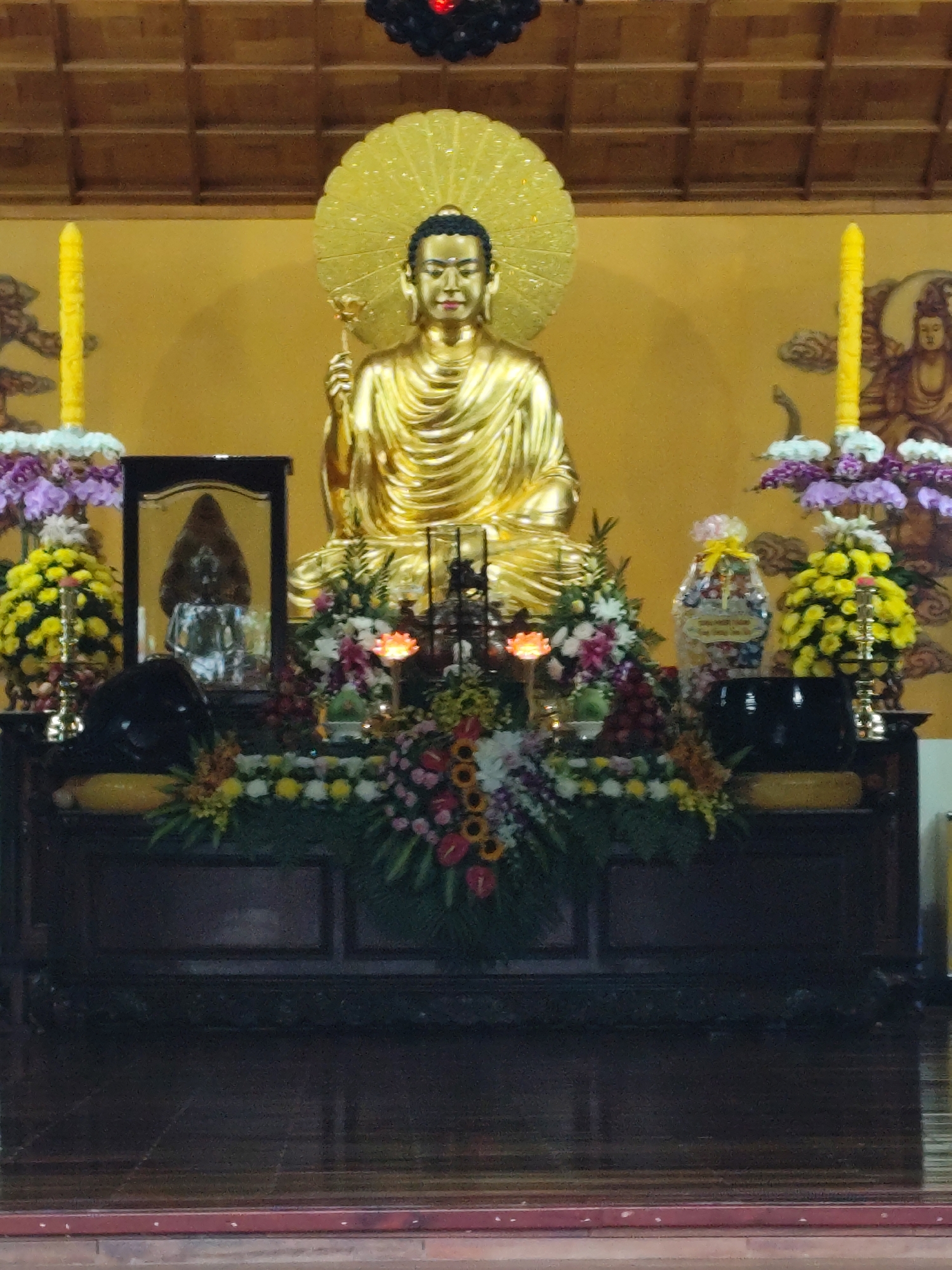 Temple visit documented in Da Lat, Vietnam