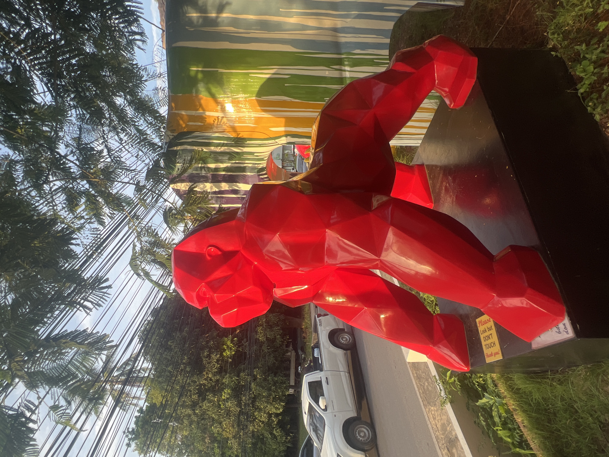Ko Samui roadside art showroom full of glossy animal sculptures