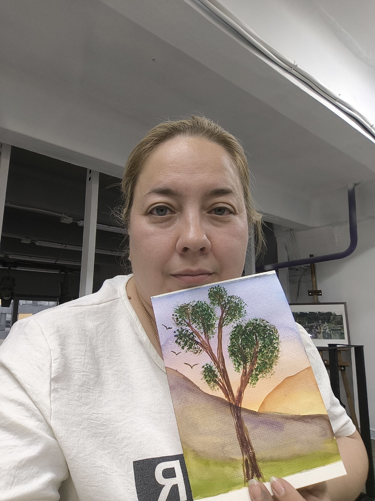 Watercolor art class documented in Moscow