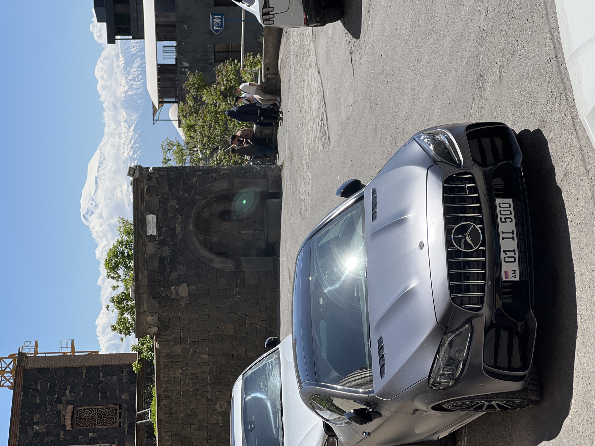 Mercedes and flowers separately documented in Yerevan streets