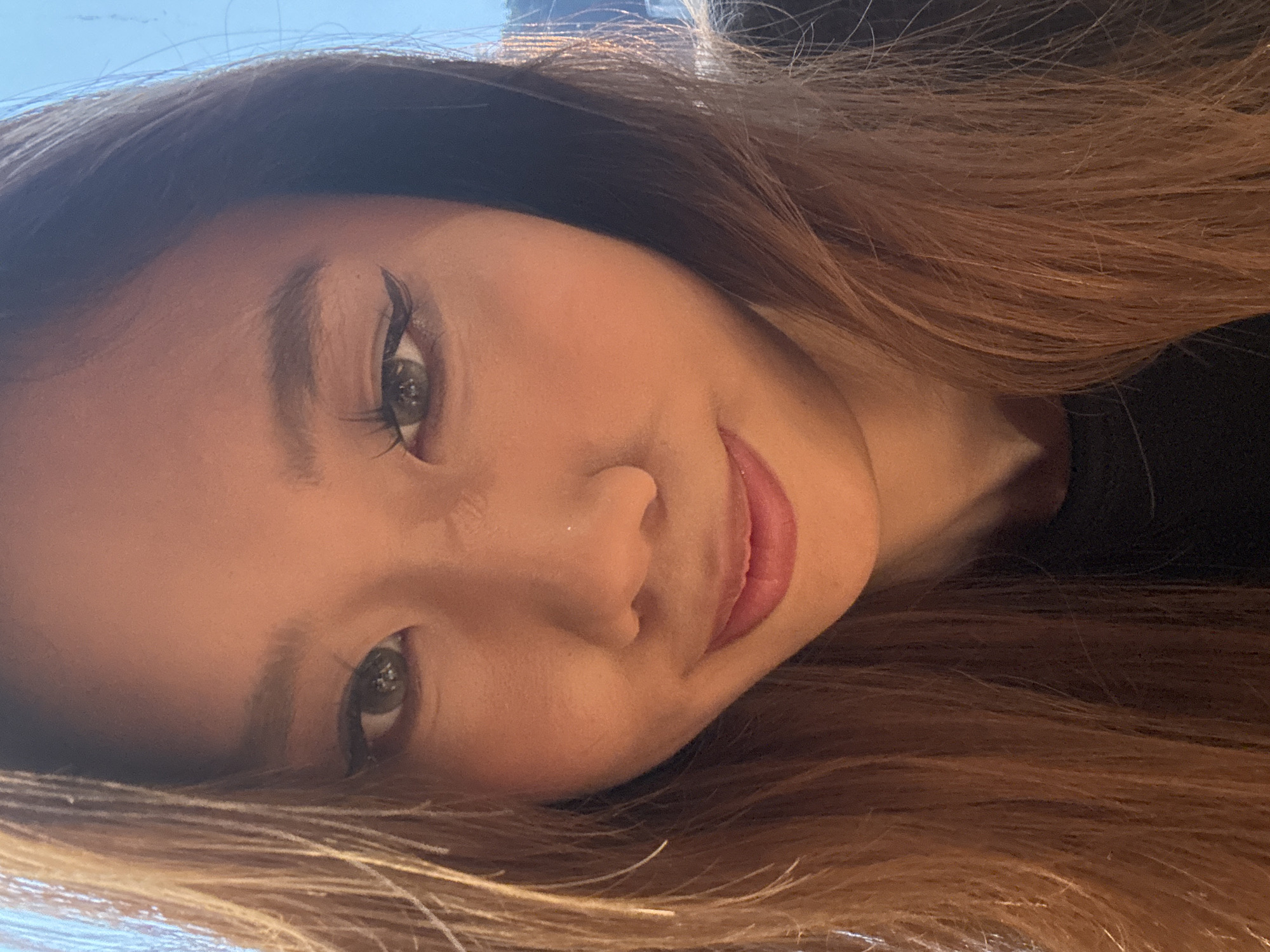 Selfie session in Liangjiang, mixing indoor and outdoor shots