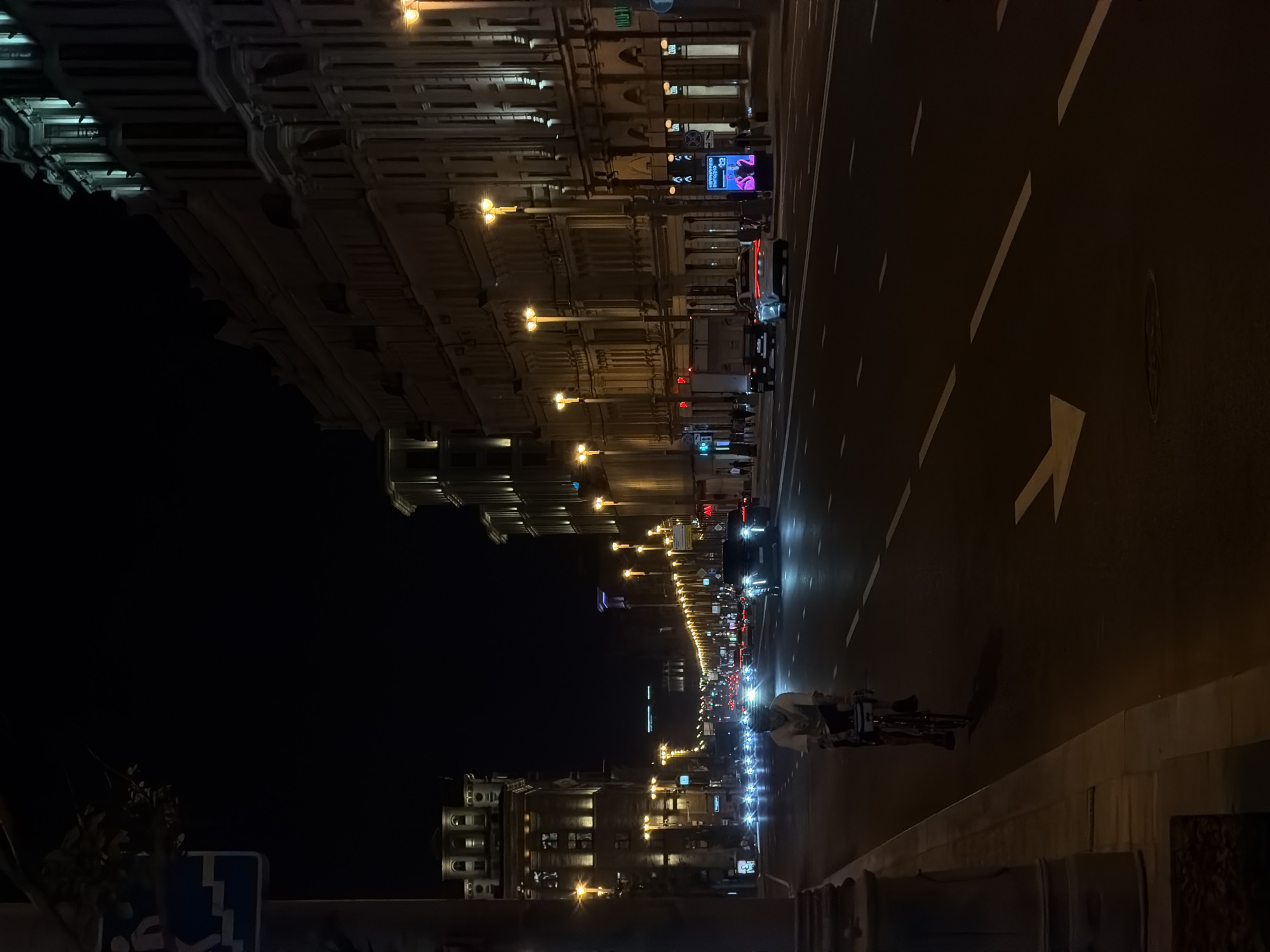 Nighttime Moscow scenes captured across city center within two minutes