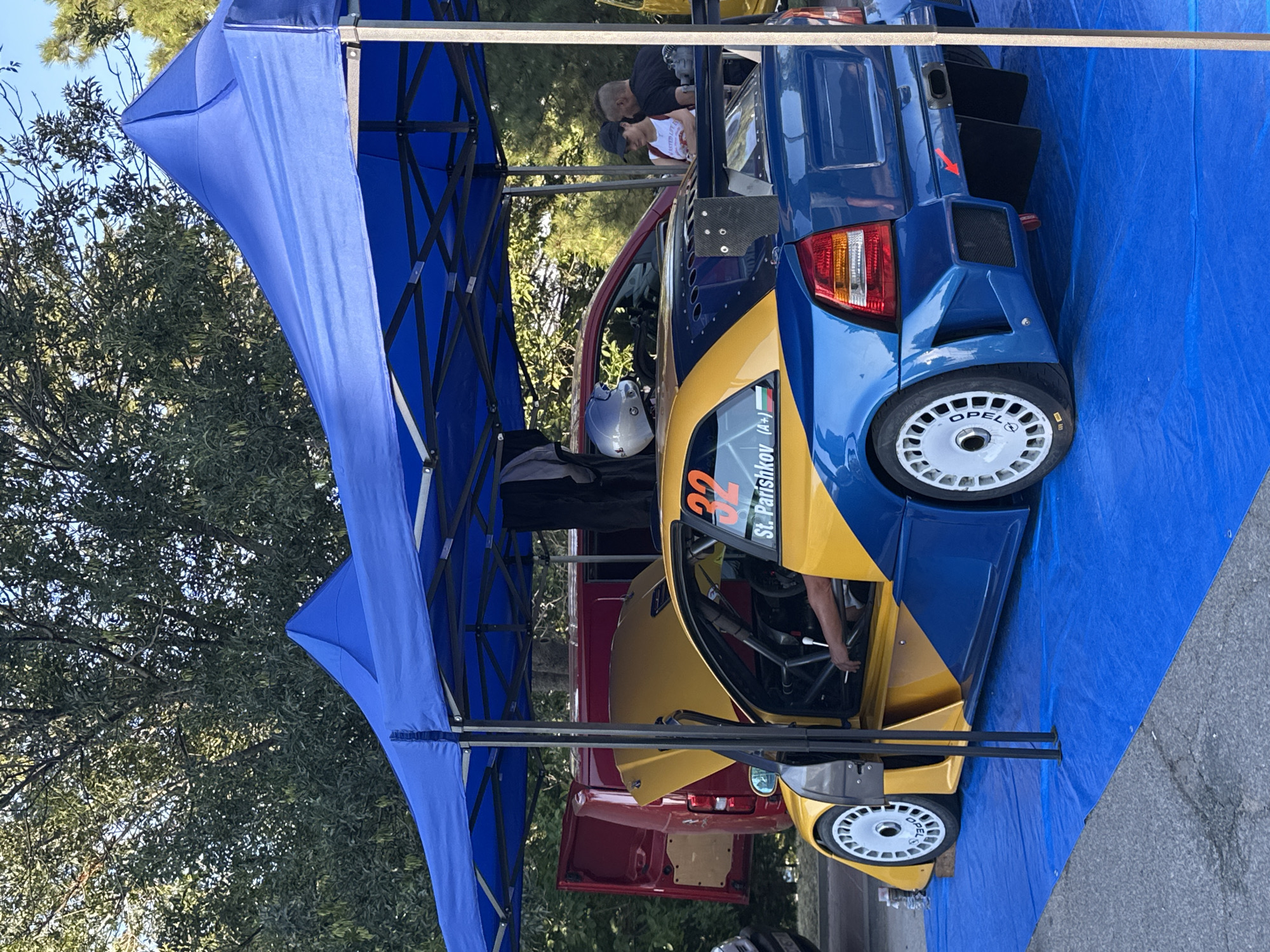 Rally cars and a matte Alfa parked up in Lyaskovets