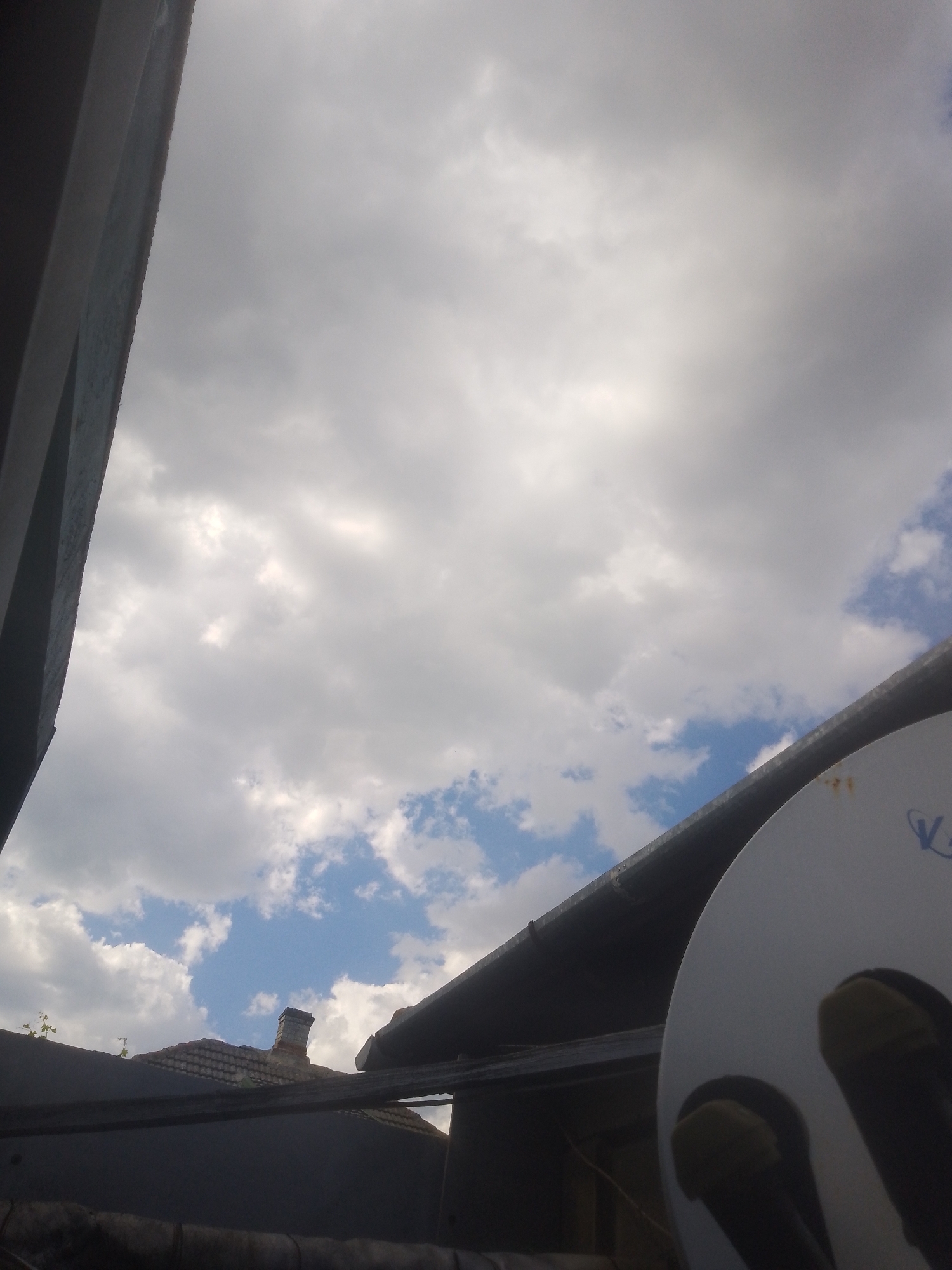 Looking up at a summer sky over Bilhorod-Dnistrovskyi