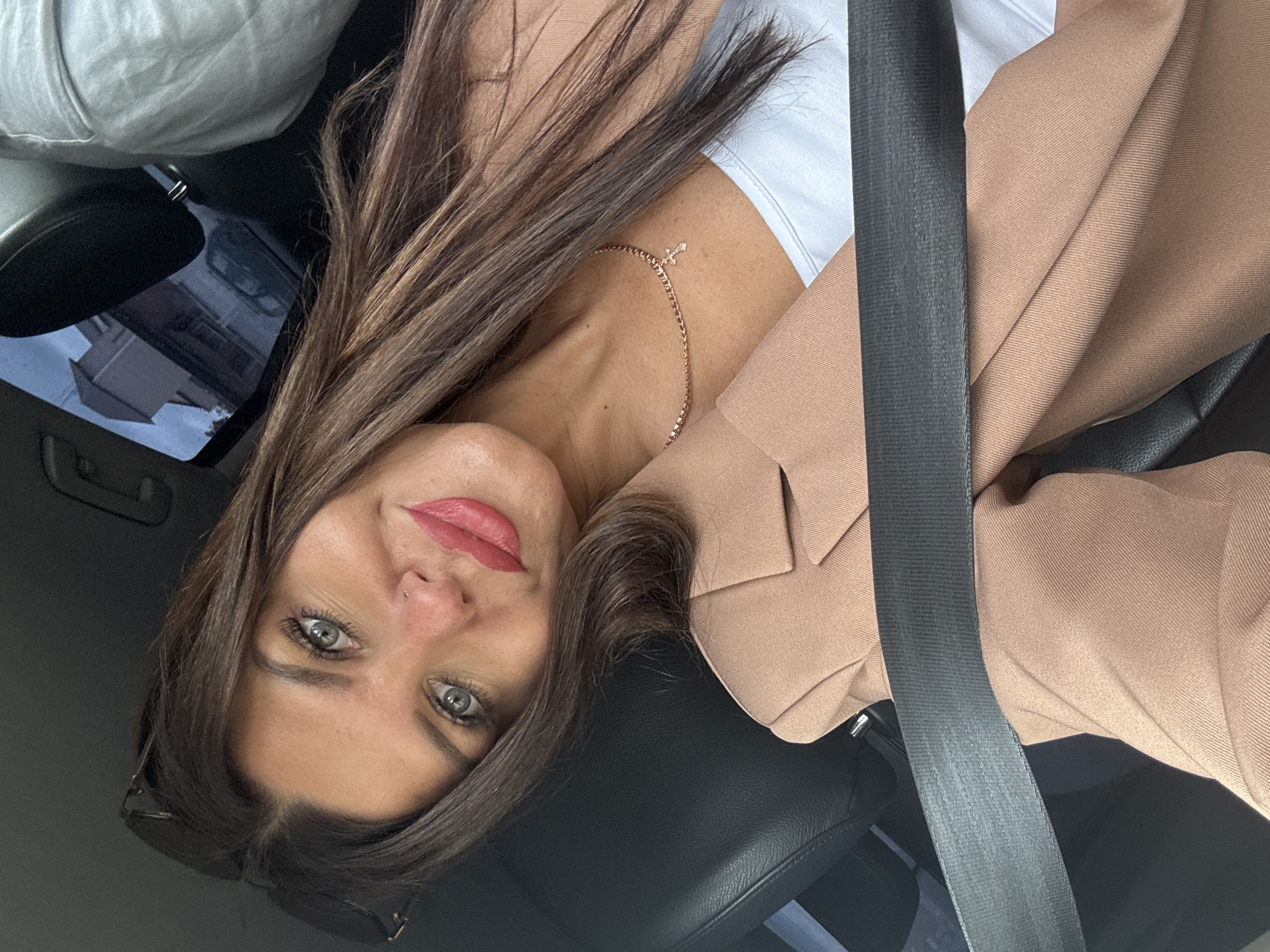 Morning drive through Chaikovsky, selfies and street-level views