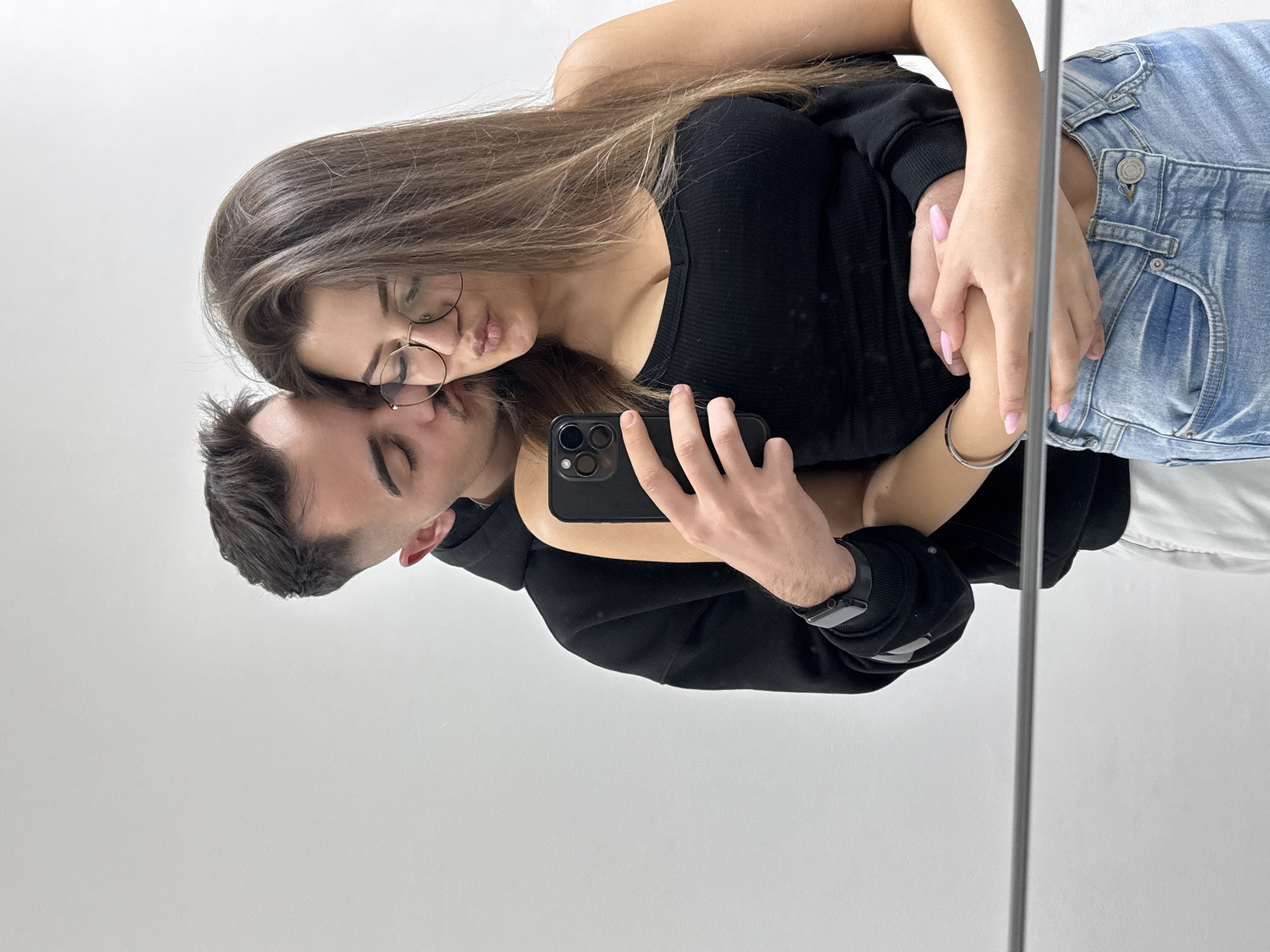 Couple captures intimate mirror selfies in Sofia apartment