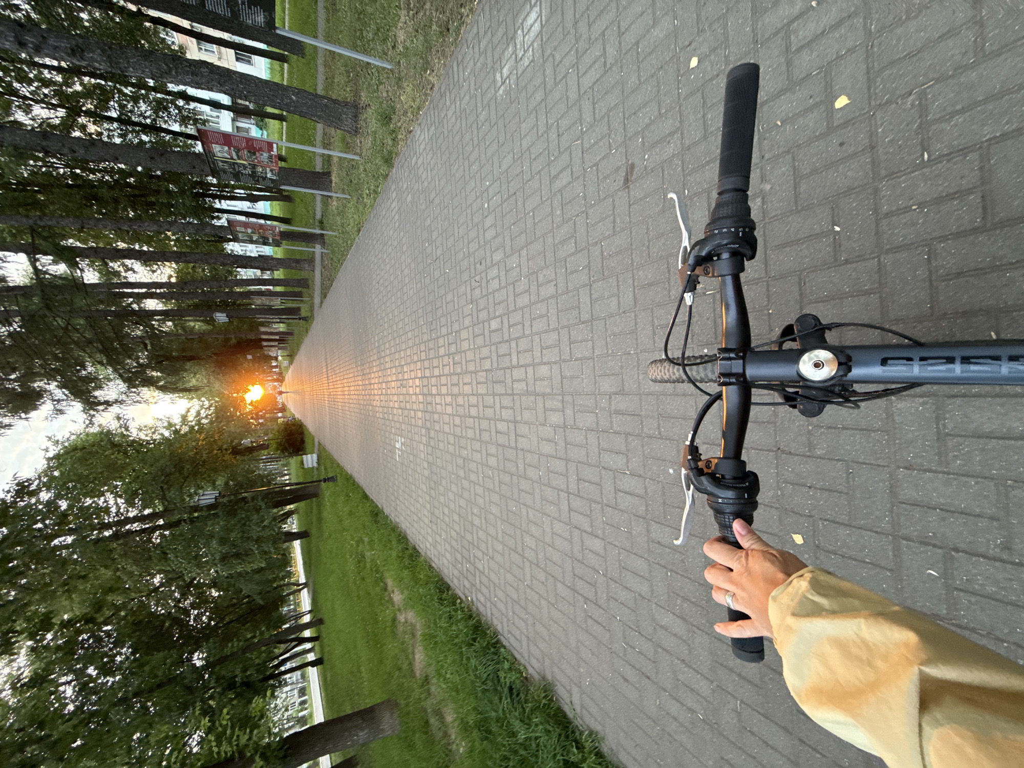 Golden hour drifting through Chaikovsky — parks, rails, and home