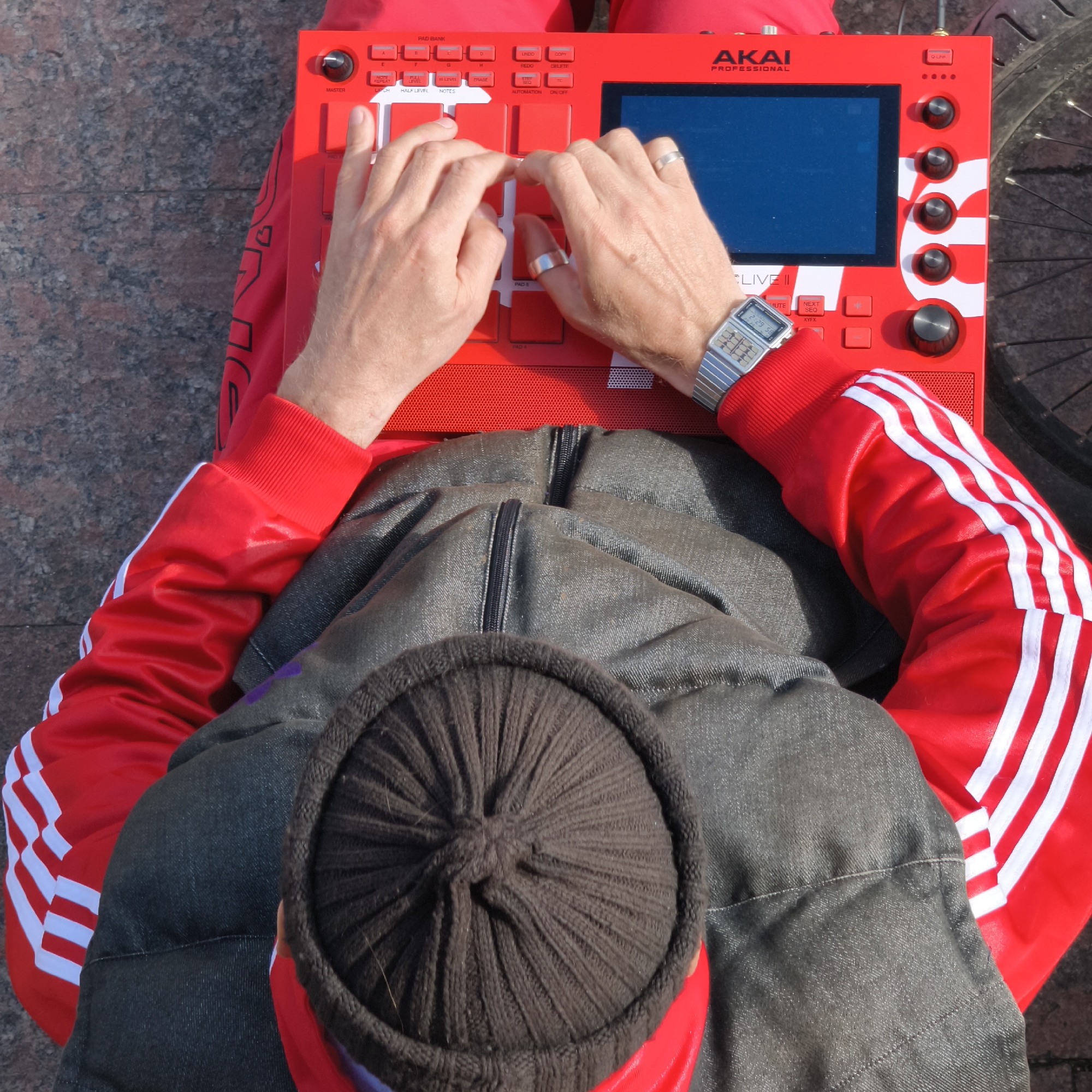 Music producer works outdoors with equipment in Hrodna