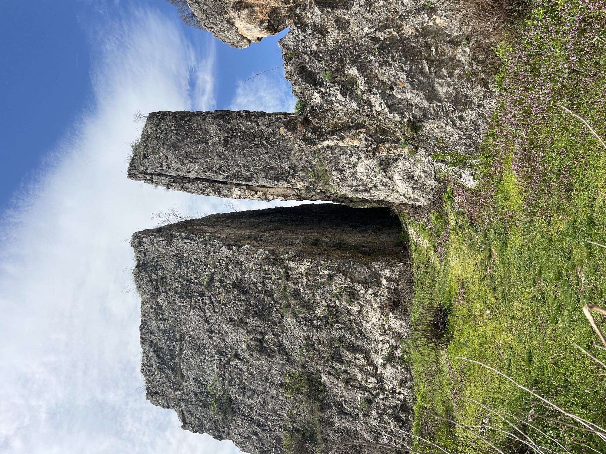 Rock formations documented in Kartozhabene, Bulgaria