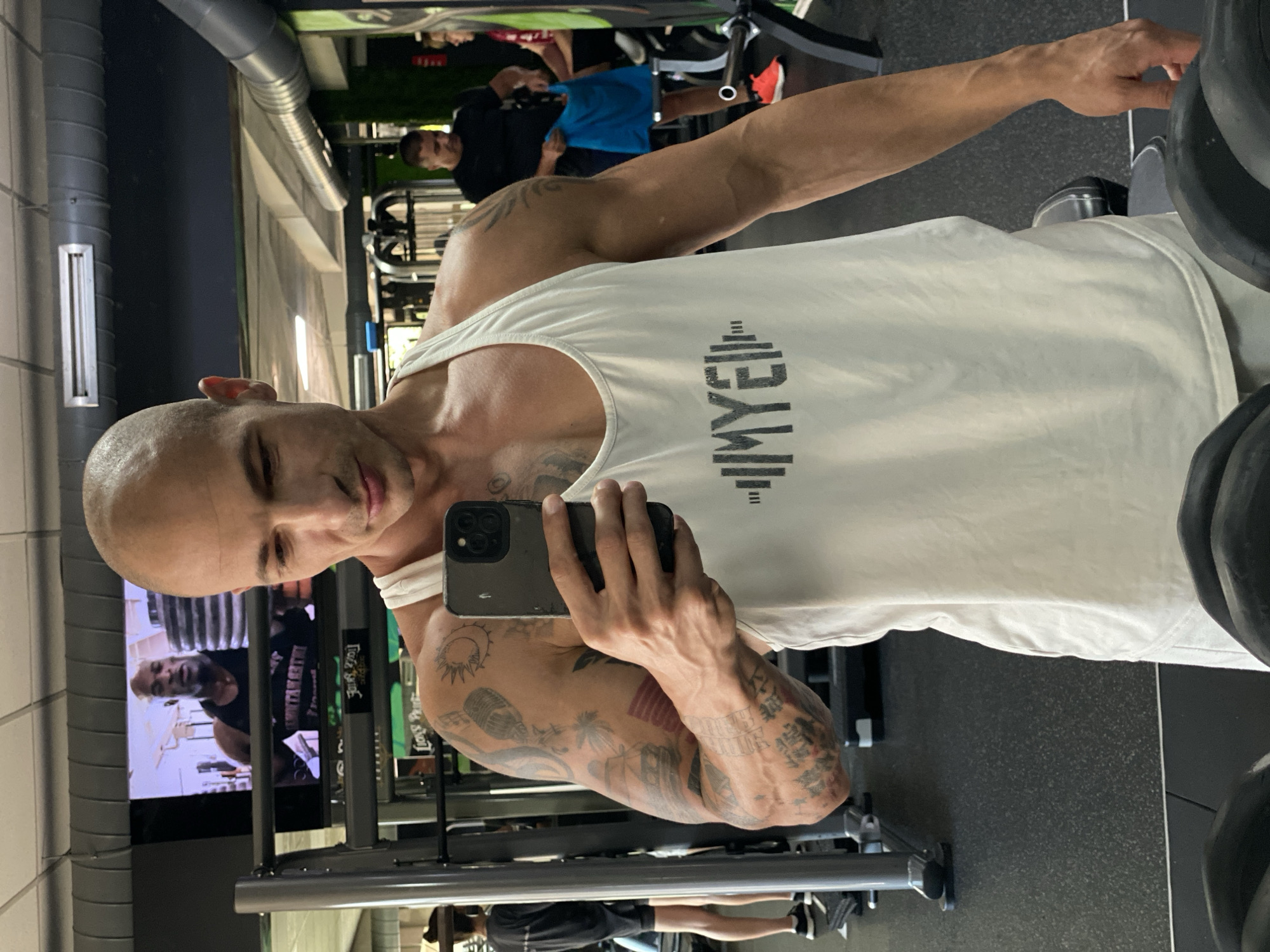 Gym selfies at a Pleven, Bulgaria fitness center