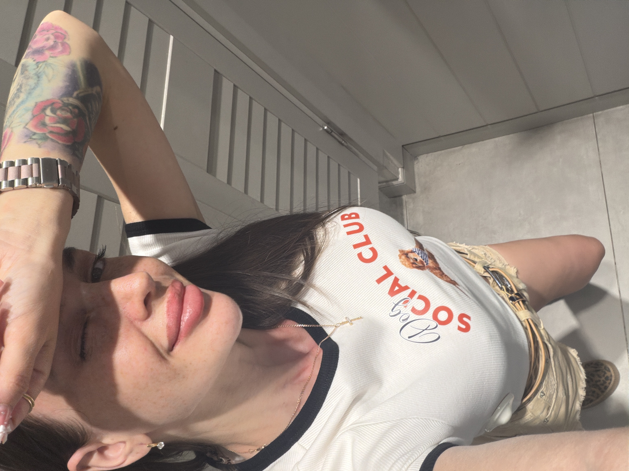 Woman documents shopping trip with fitting room selfies in Saint Petersburg