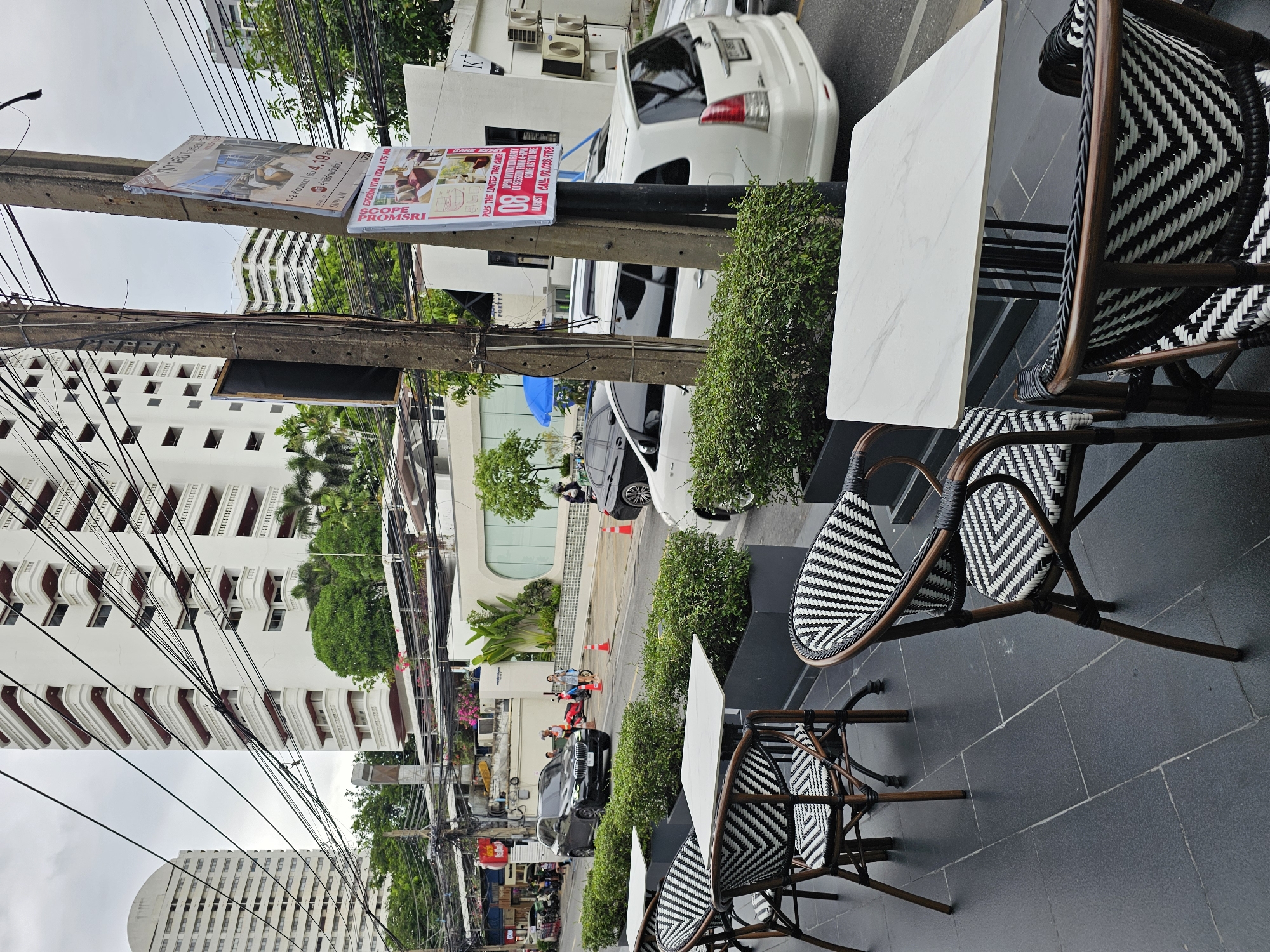 Bangkok street-level scenes near Marriott Executive Apartments Town Hall