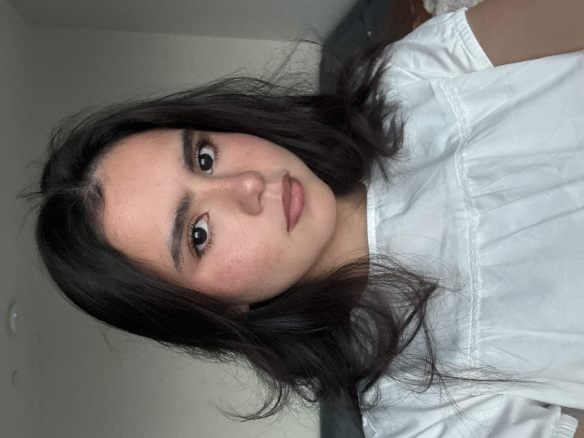 Getting-ready photos in a white ruffled dress, Austin