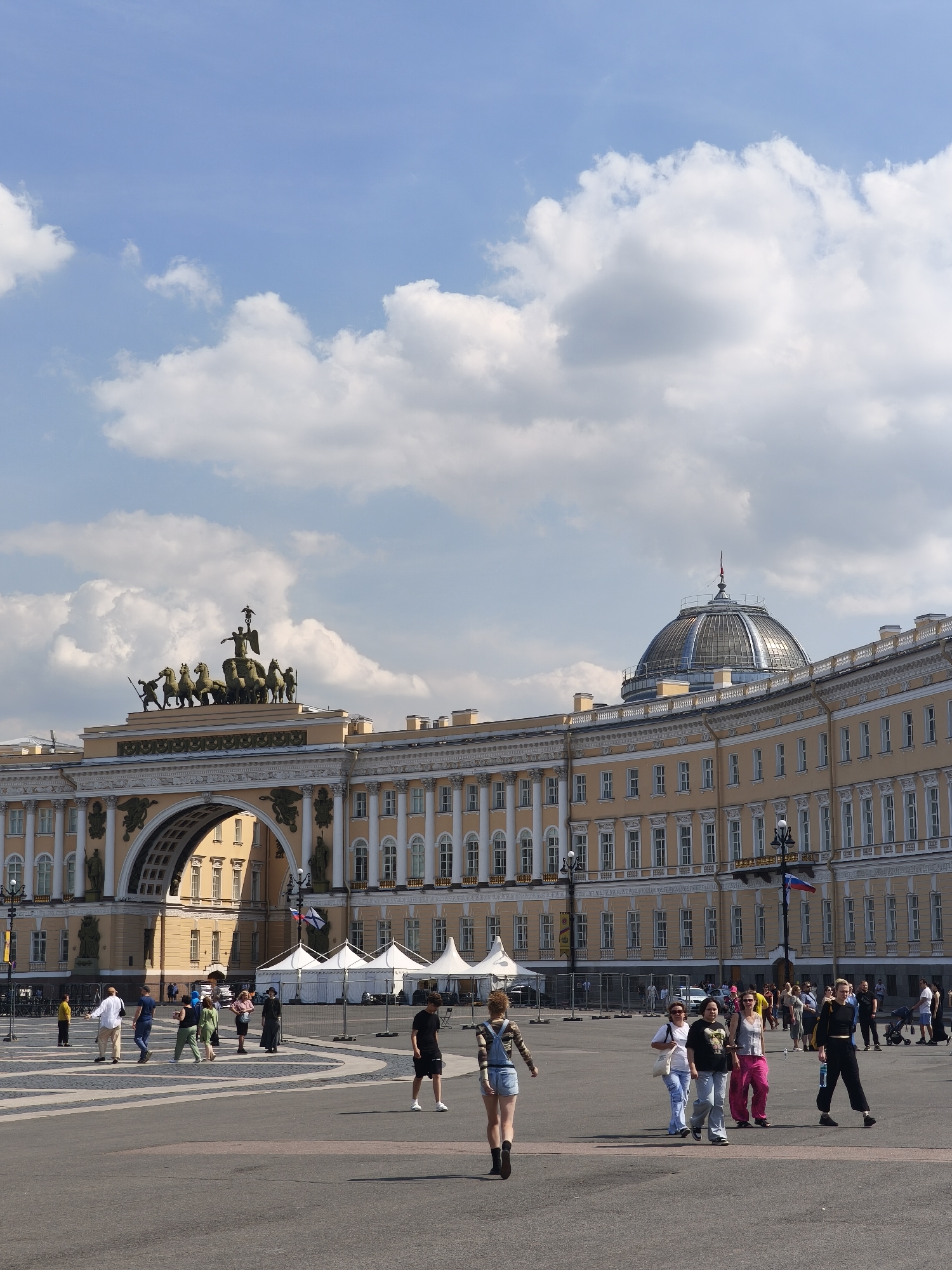 Tourist activity documented at Saint Petersburg's Palace Square