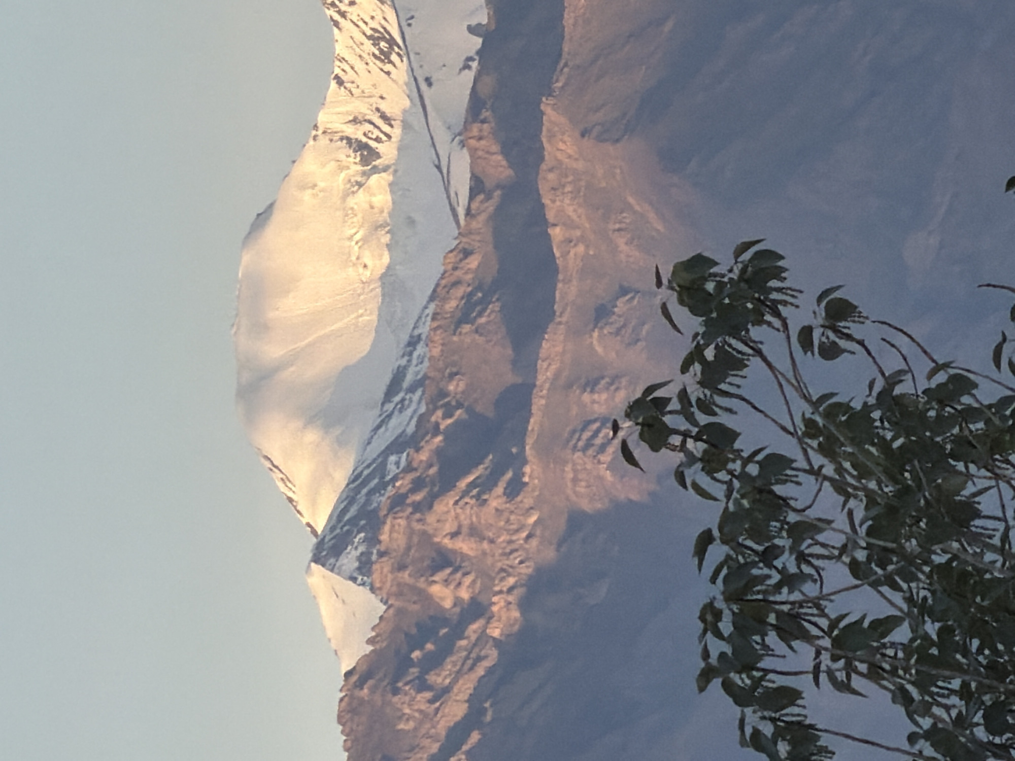 Leh at dusk: palaces, peaks, and golden-hour rooftops