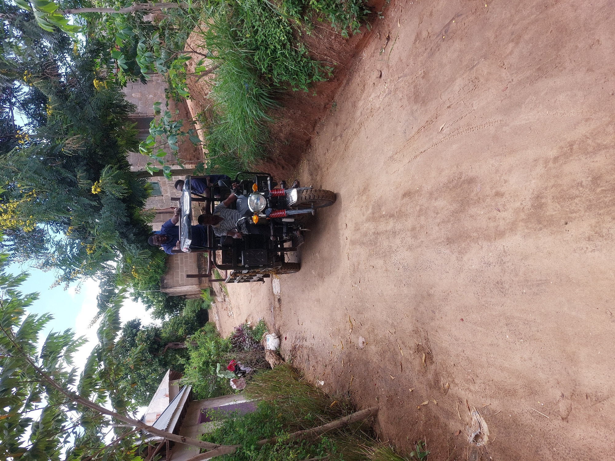 Daily life scenes documented across Dar es-Salaam neighborhoods