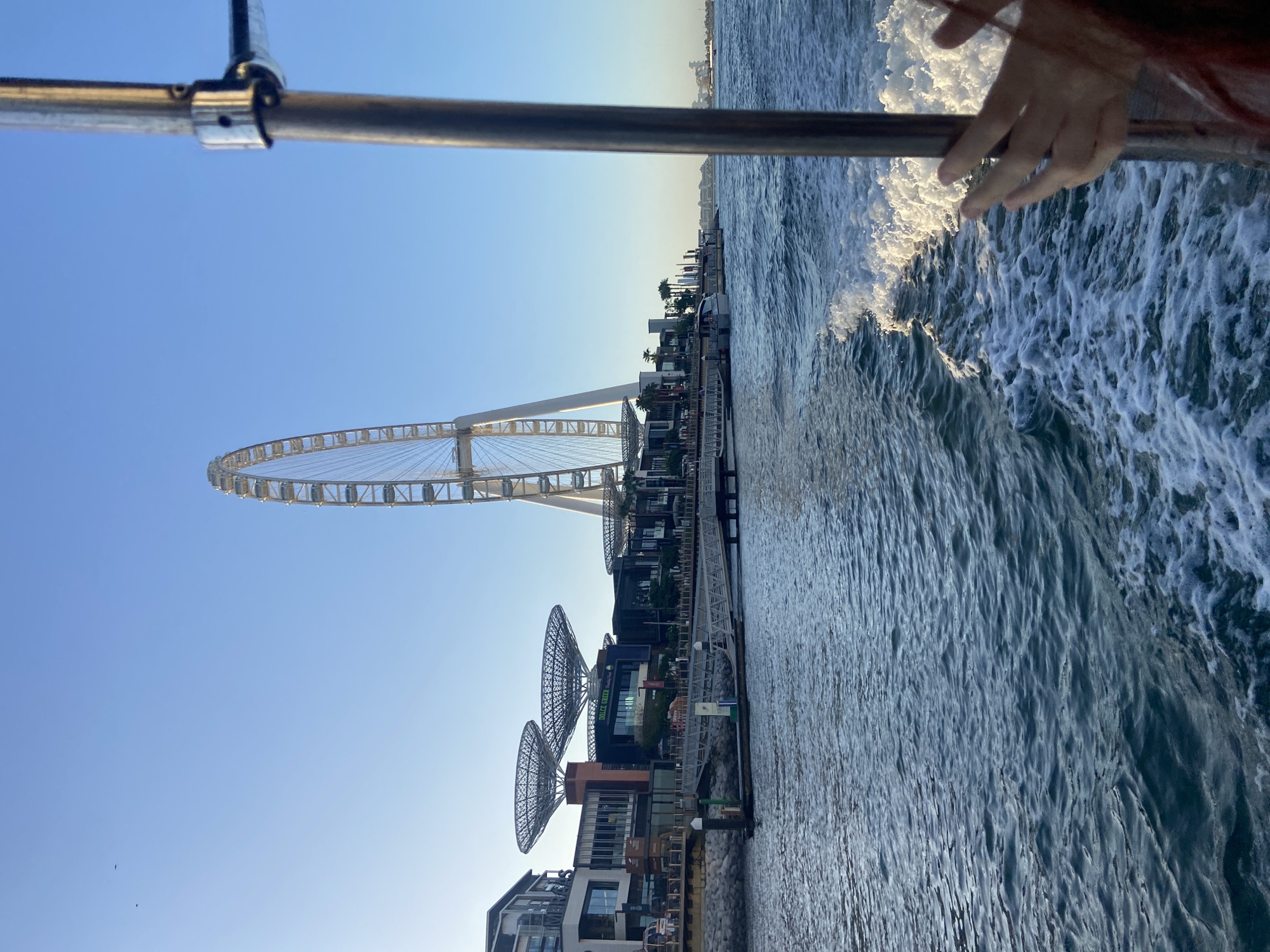 Boat excursion with passengers and dog tours Dubai Marina