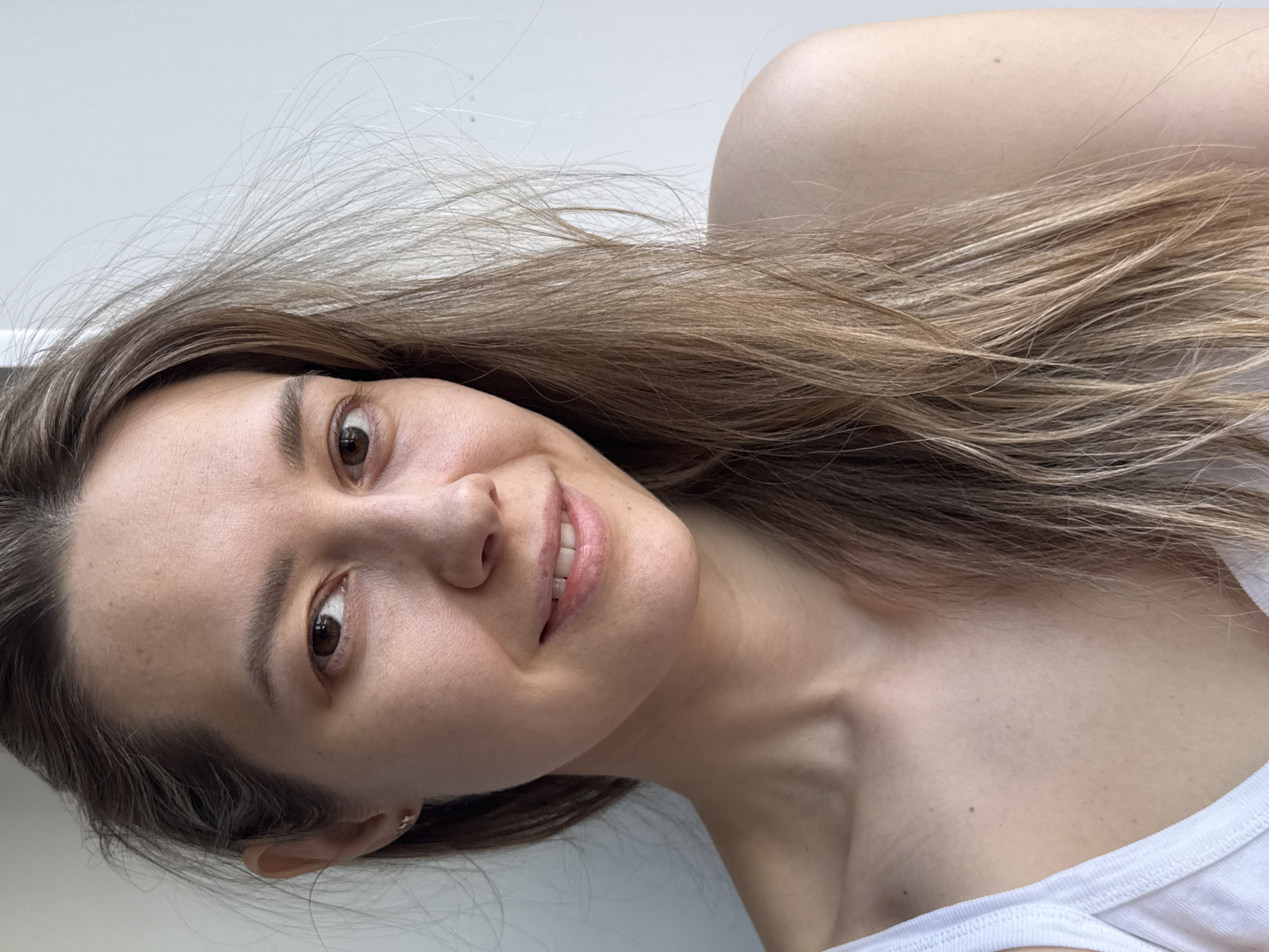 Woman photographed in portrait session in Chaikovsky, Russia
