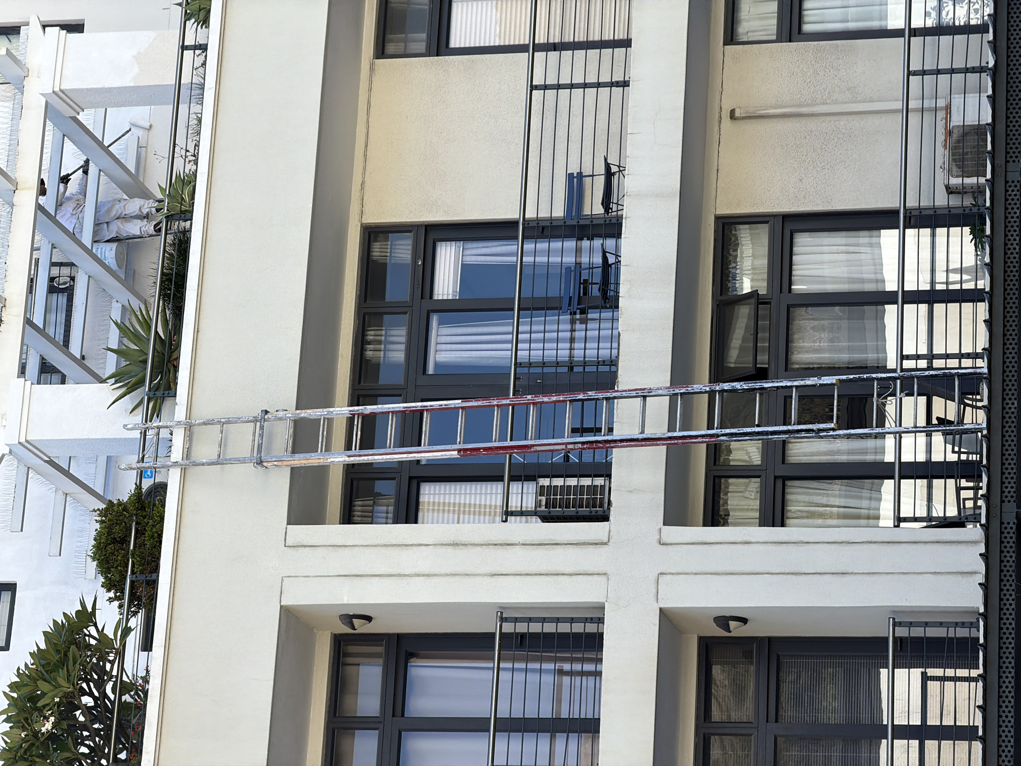Cape Town street scenes documented during sunny afternoon