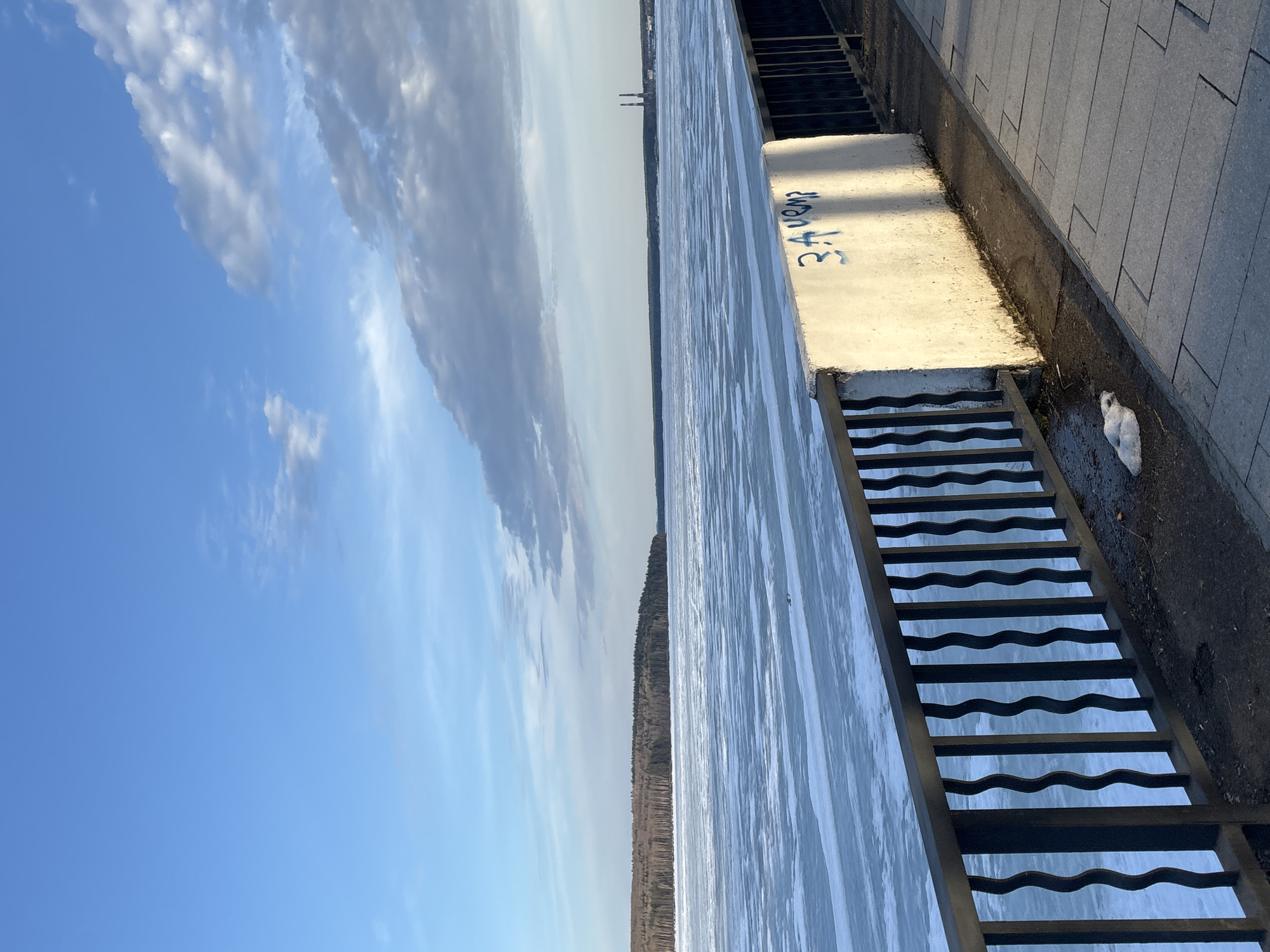 Winter waterfront scenes documented in Chaikovsky, Russia