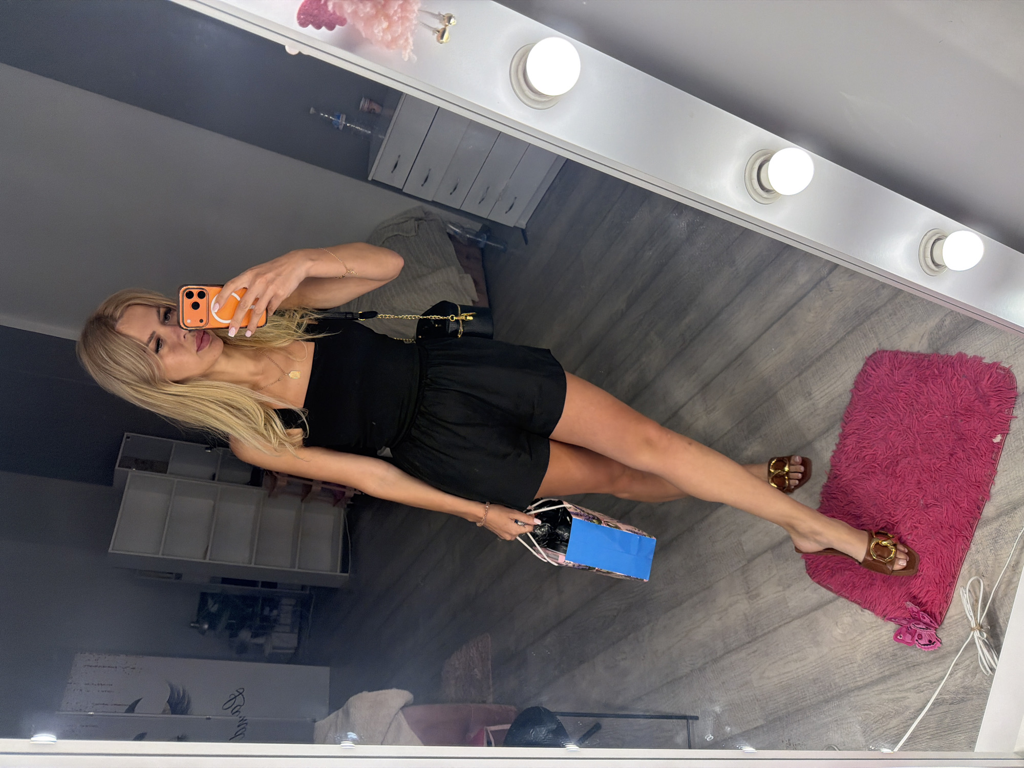 Mirror selfies and a purple RGB gaming PC build in Kyiv