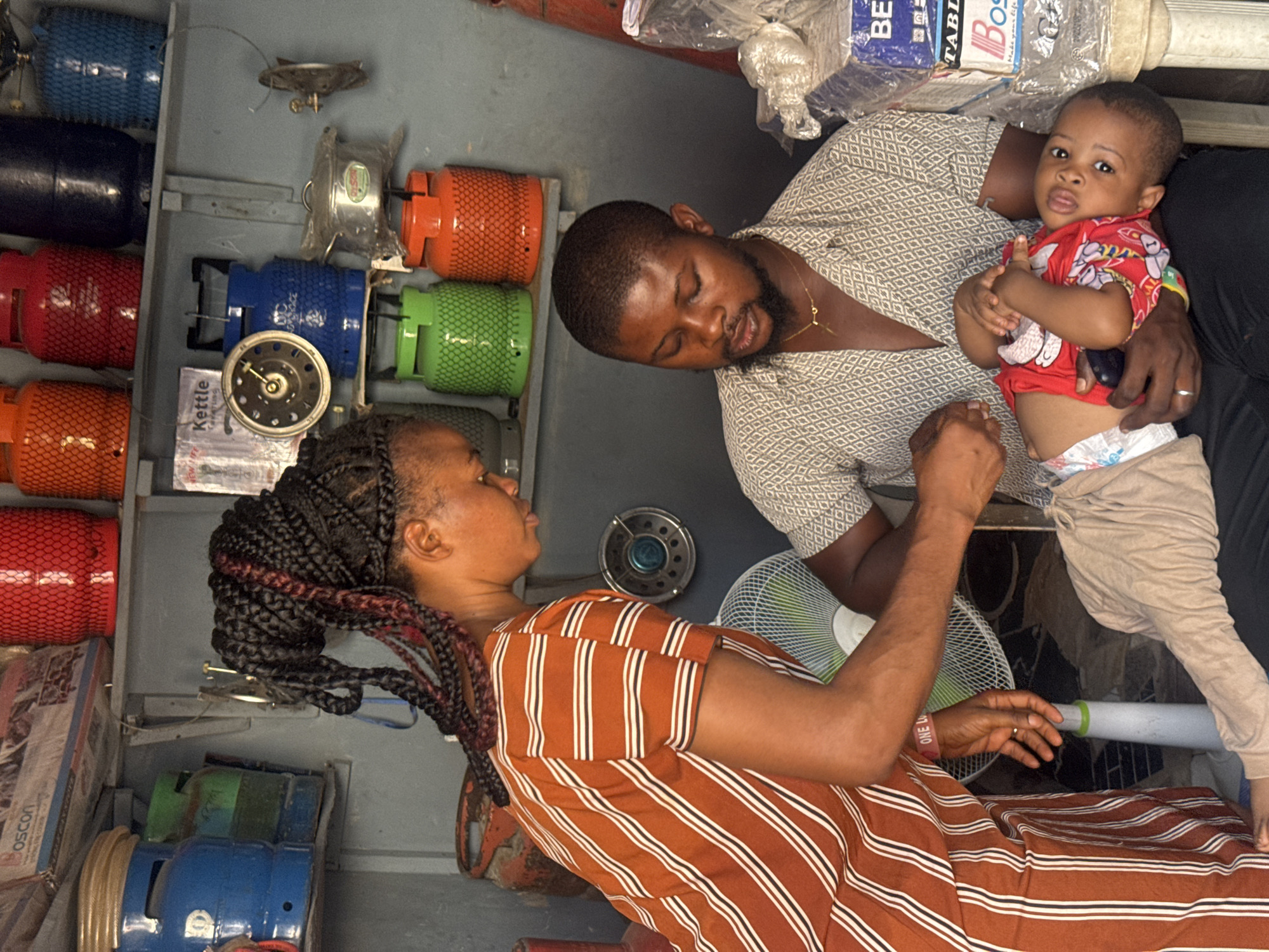 Family spotted at gas cylinder shop in Ihiagwa, Nigeria
