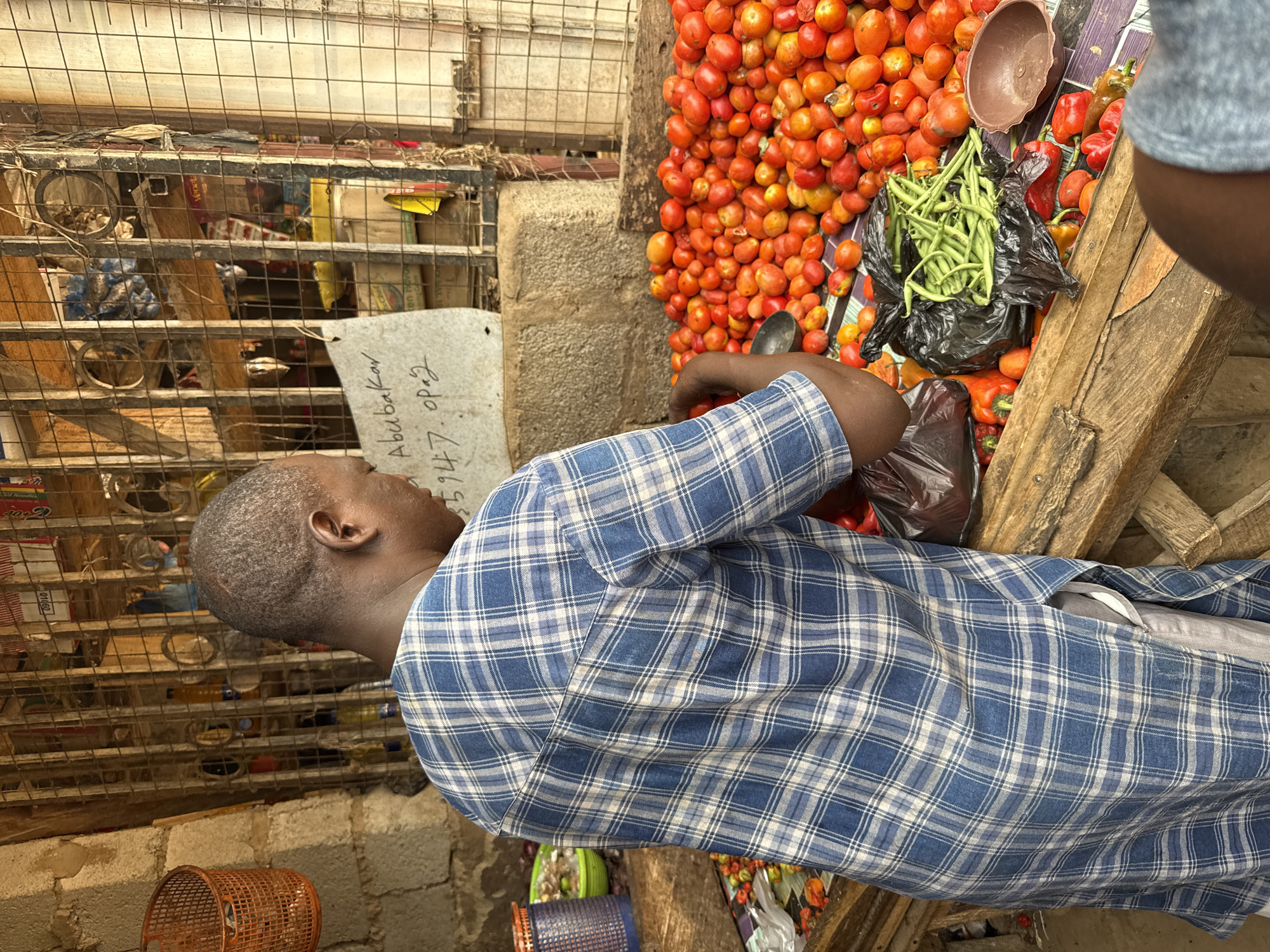Morning market activity documented across Abuja, Nigeria