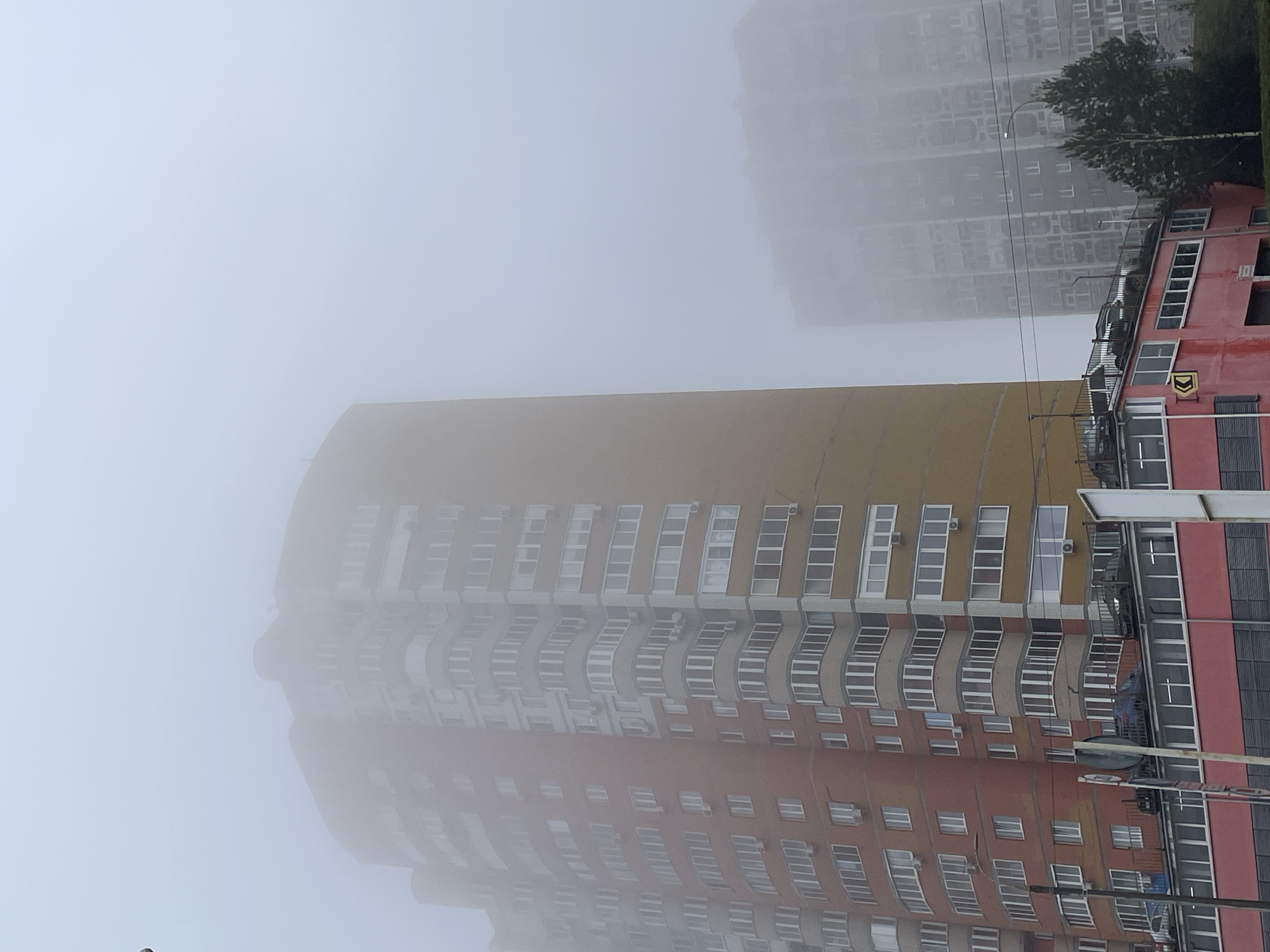 Foggy, wet morning weather blankets Izhevsk streets