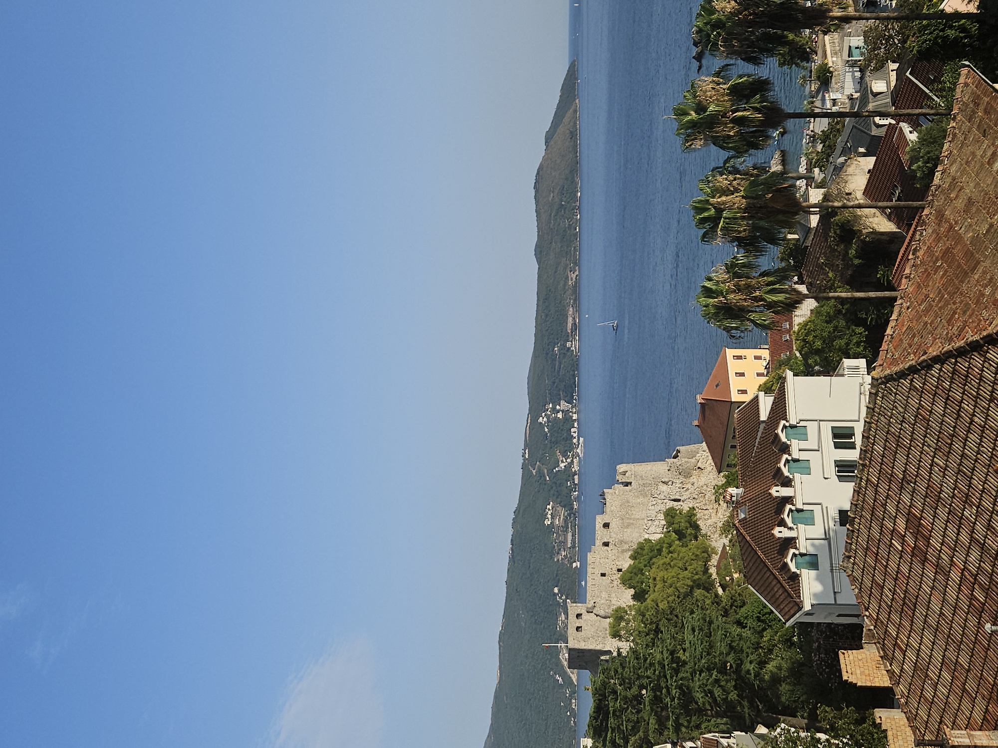 Afternoon in Herceg Novi: old town streets and bay views