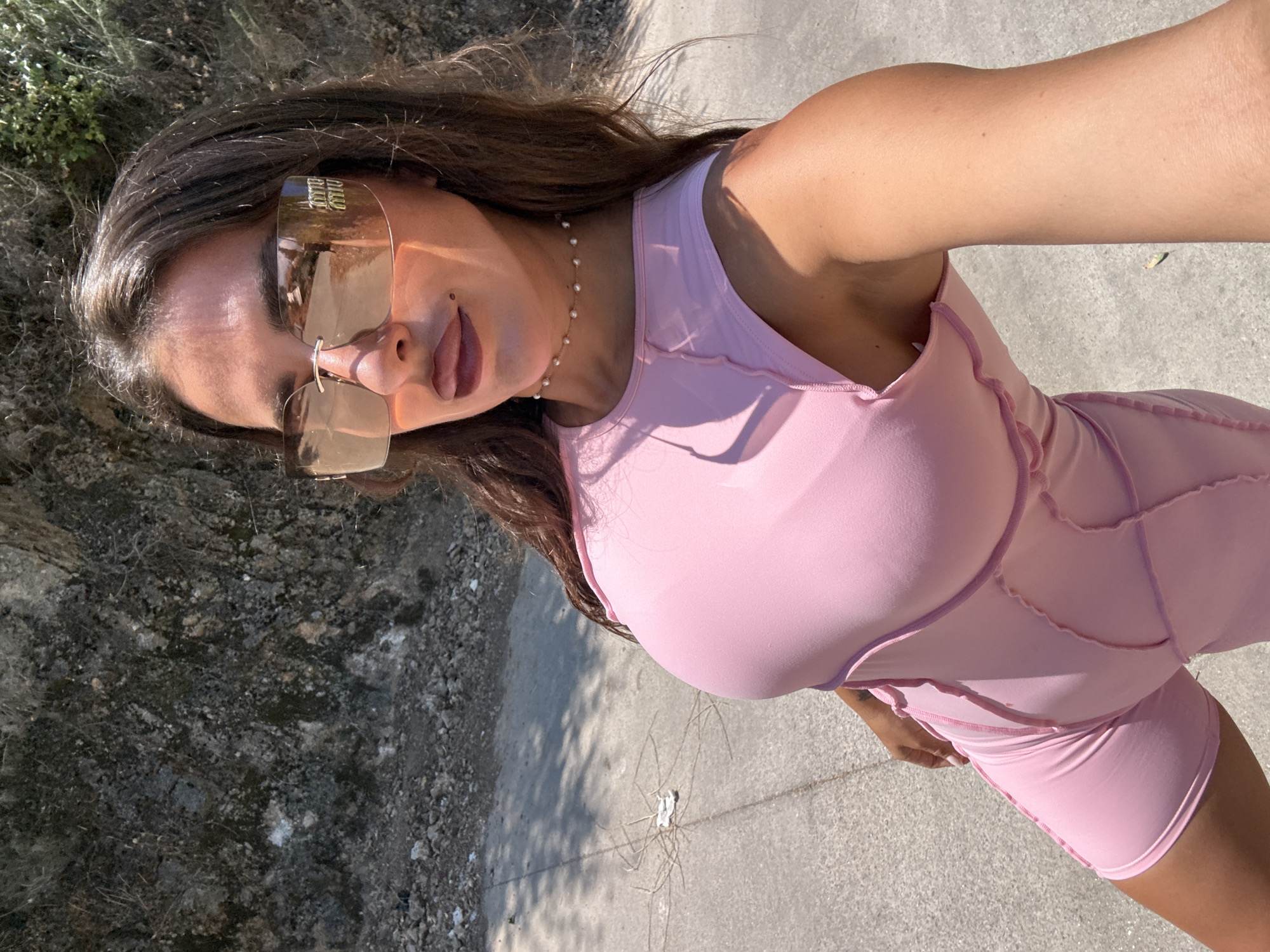 Pink outfit, café coffee, and Fethiye street selfies