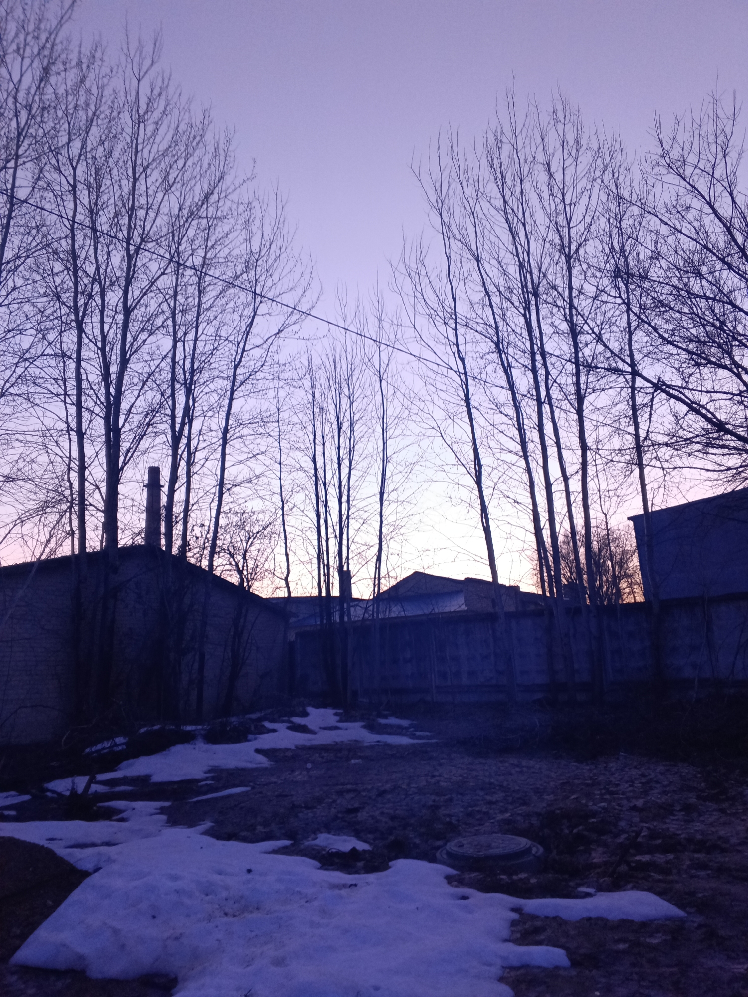 Twilight moments captured across Russian village during spring evening