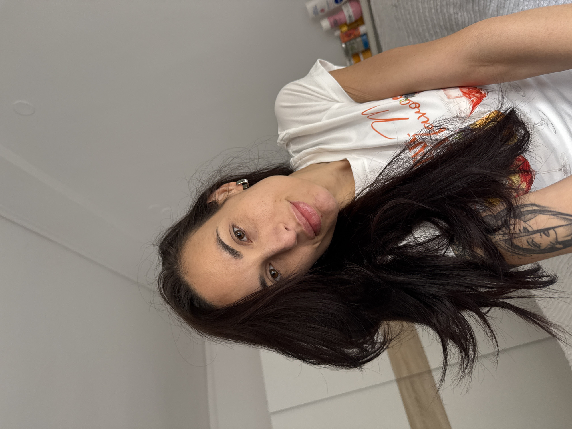 Woman documents morning routine through selfies in Chania, Greece