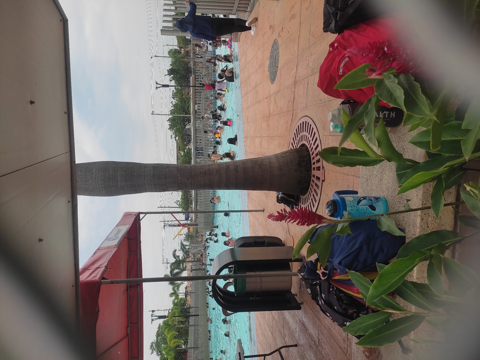 Busy water park day captured in Guayaquil