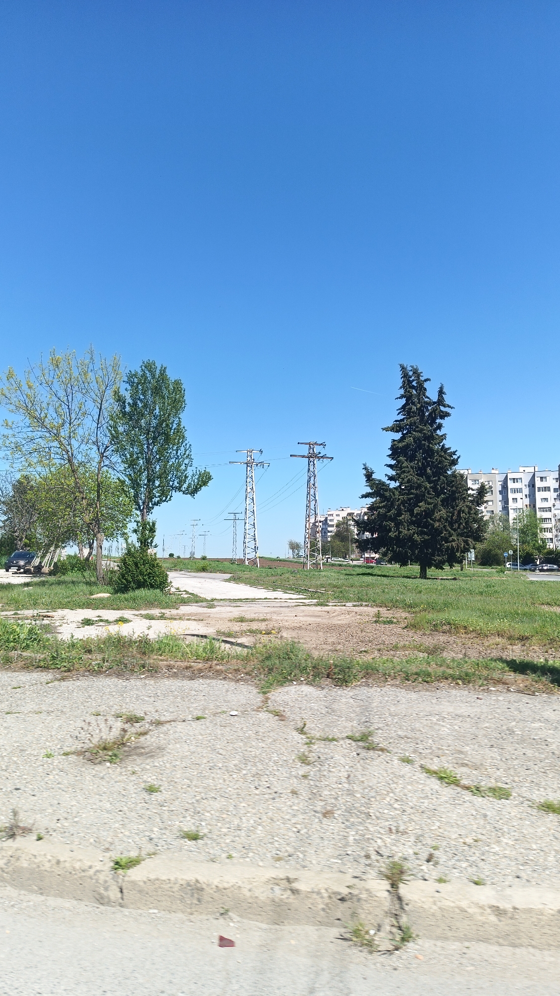 Routine street activity documented in Yambol, Bulgaria