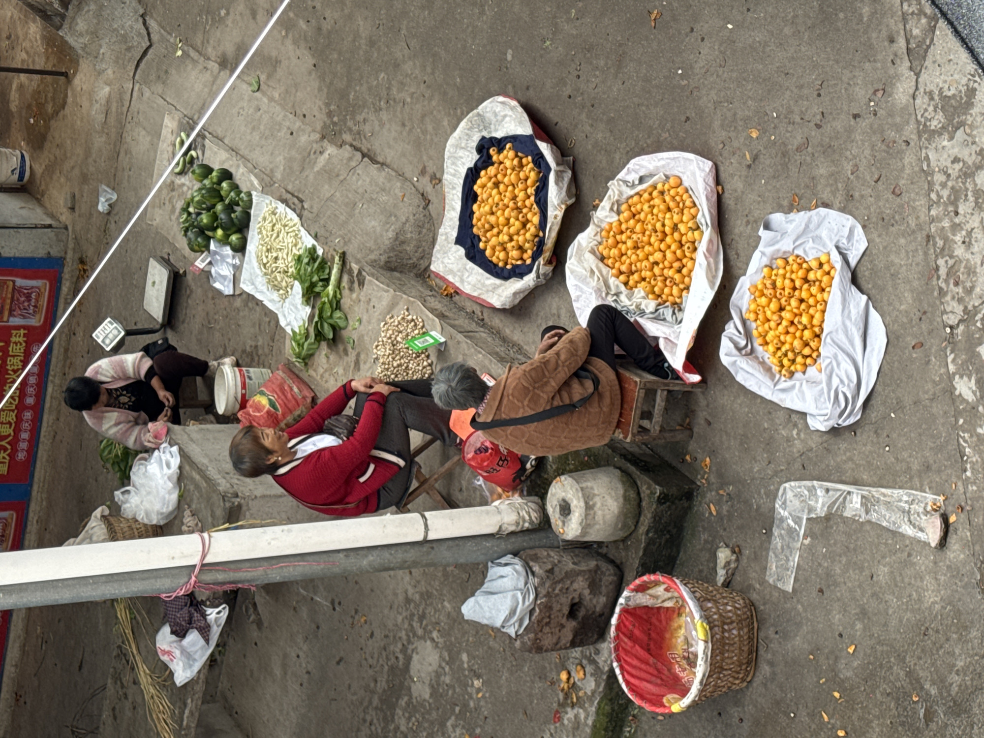Late-night street market active in Hechuan, China