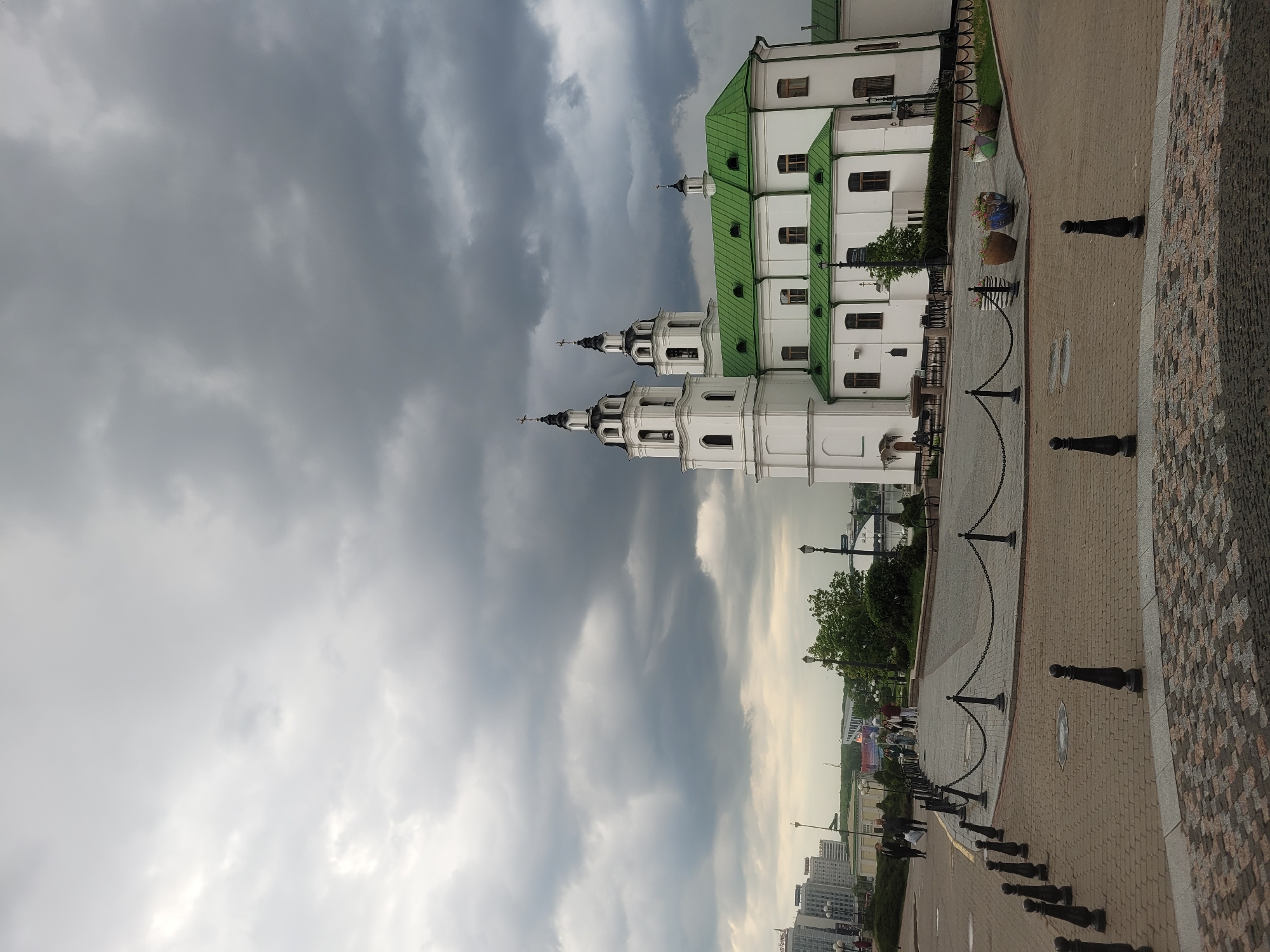 Witness documents Holy Spirit Cathedral area in Minsk