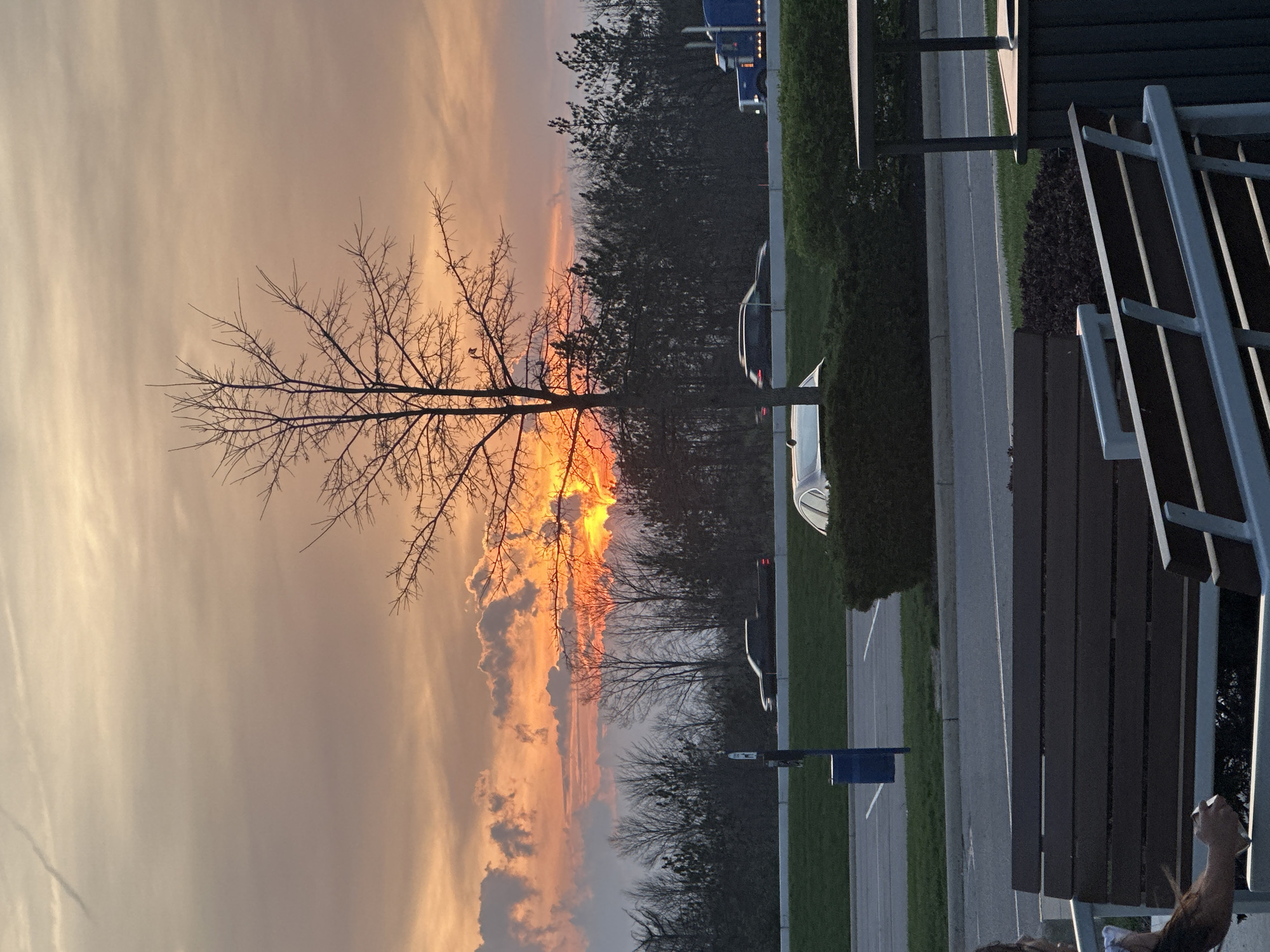 Evening sunset and fountain scenes documented in Sunbury