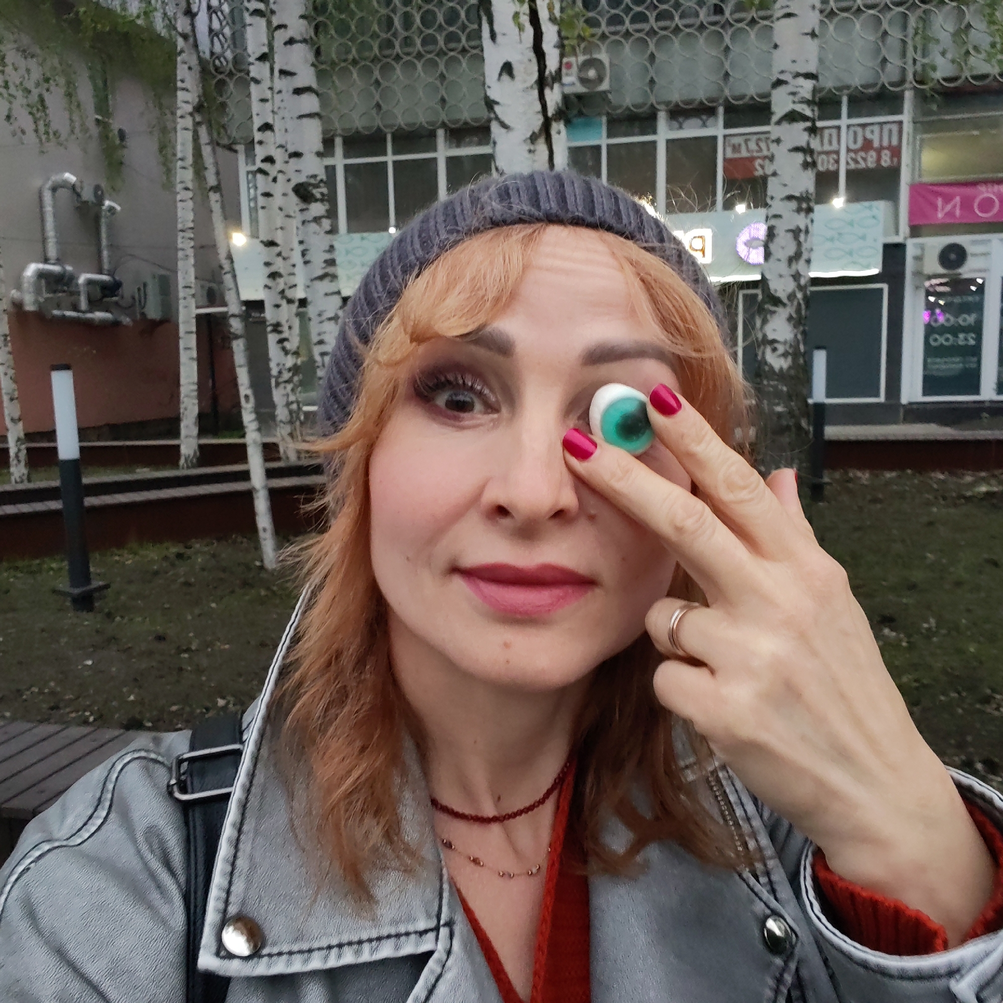 Ordinary afternoon moments documented across Chaikovsky, Russia