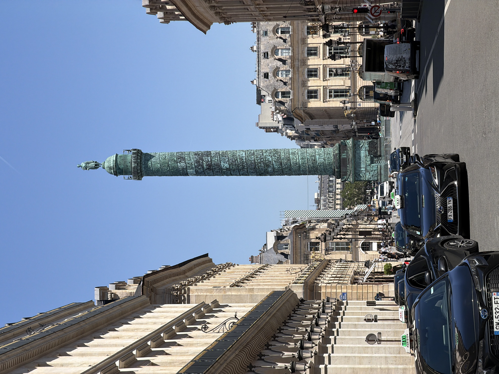 July Column monument observed at Place de la Bastille, Paris